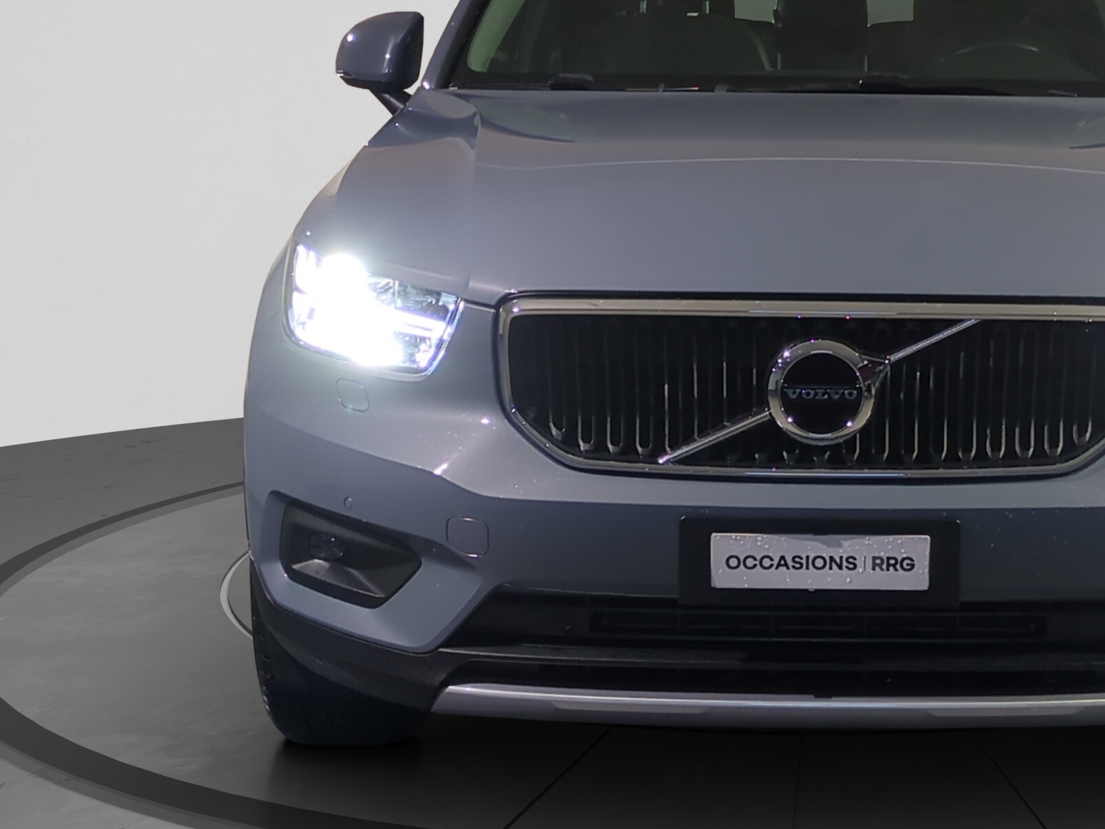 VOLVO XC40 T4 Momentum Geartronic-image-23