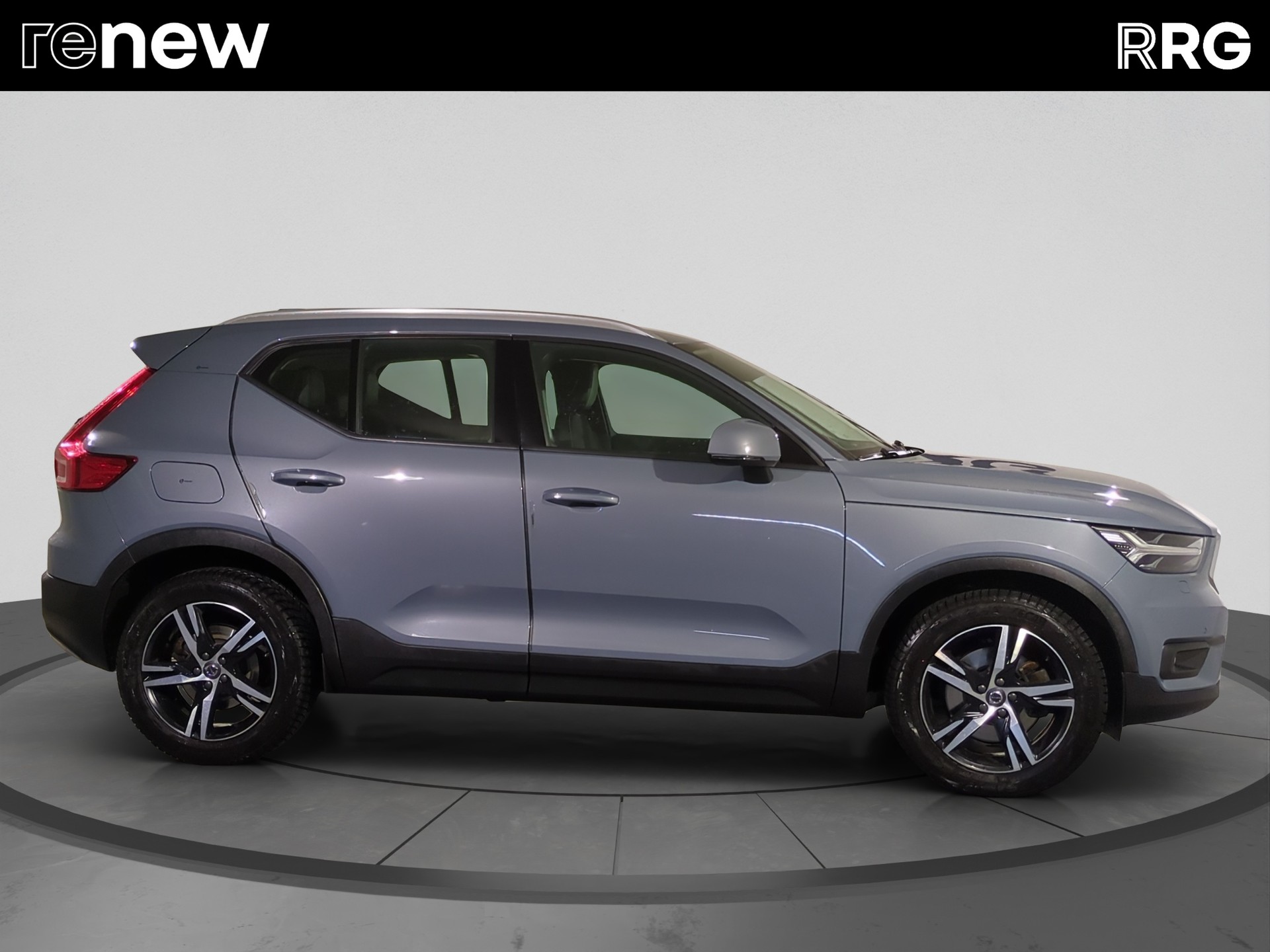 VOLVO XC40 T4 AWD Momentum Geartronic-showroom-element-1