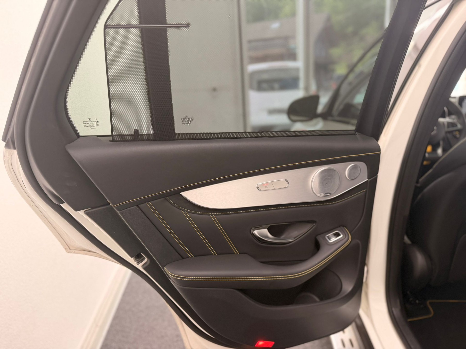 MERCEDES-BENZ GLC 63 S AMG Edition 1 4Matic+ 9G-Tronic-image-13