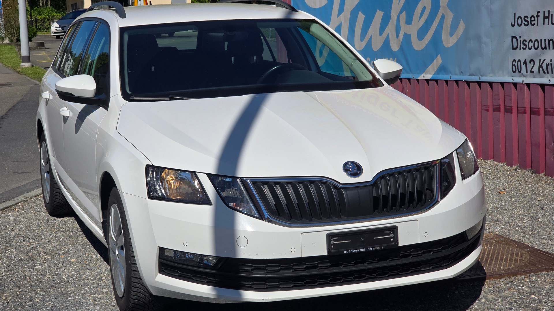 SKODA Octavia Combi 1.6 TDI Ambition DSG-showroom-element-2