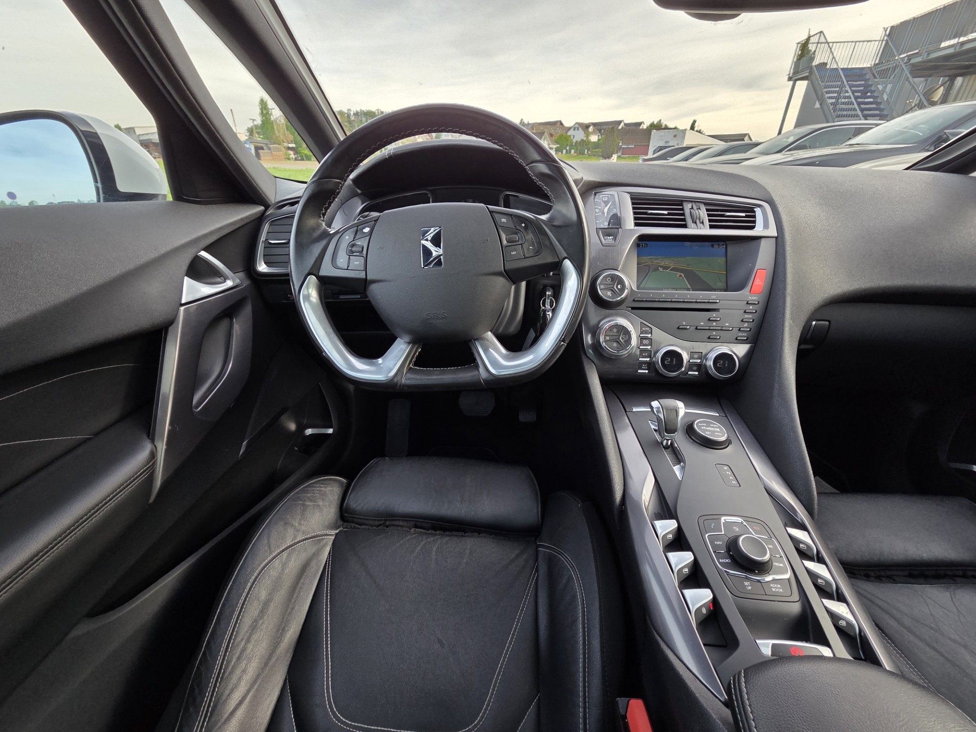 DS AUTOMOBILES DS5 HYbrid4 200 Sport Chic EGS6-image-8