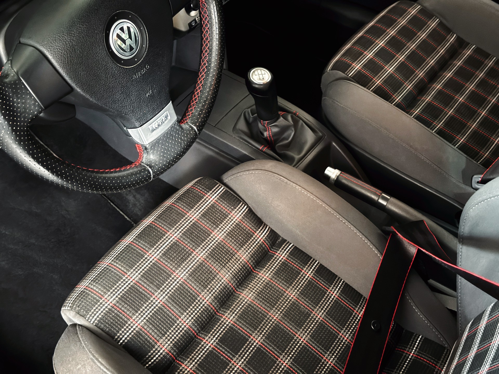 VW Polo 1.8 20V Turbo GTI-image-18