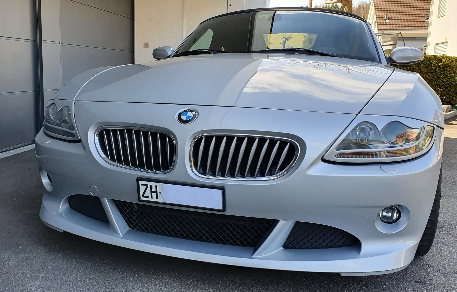 BMW 3.0i-image-2