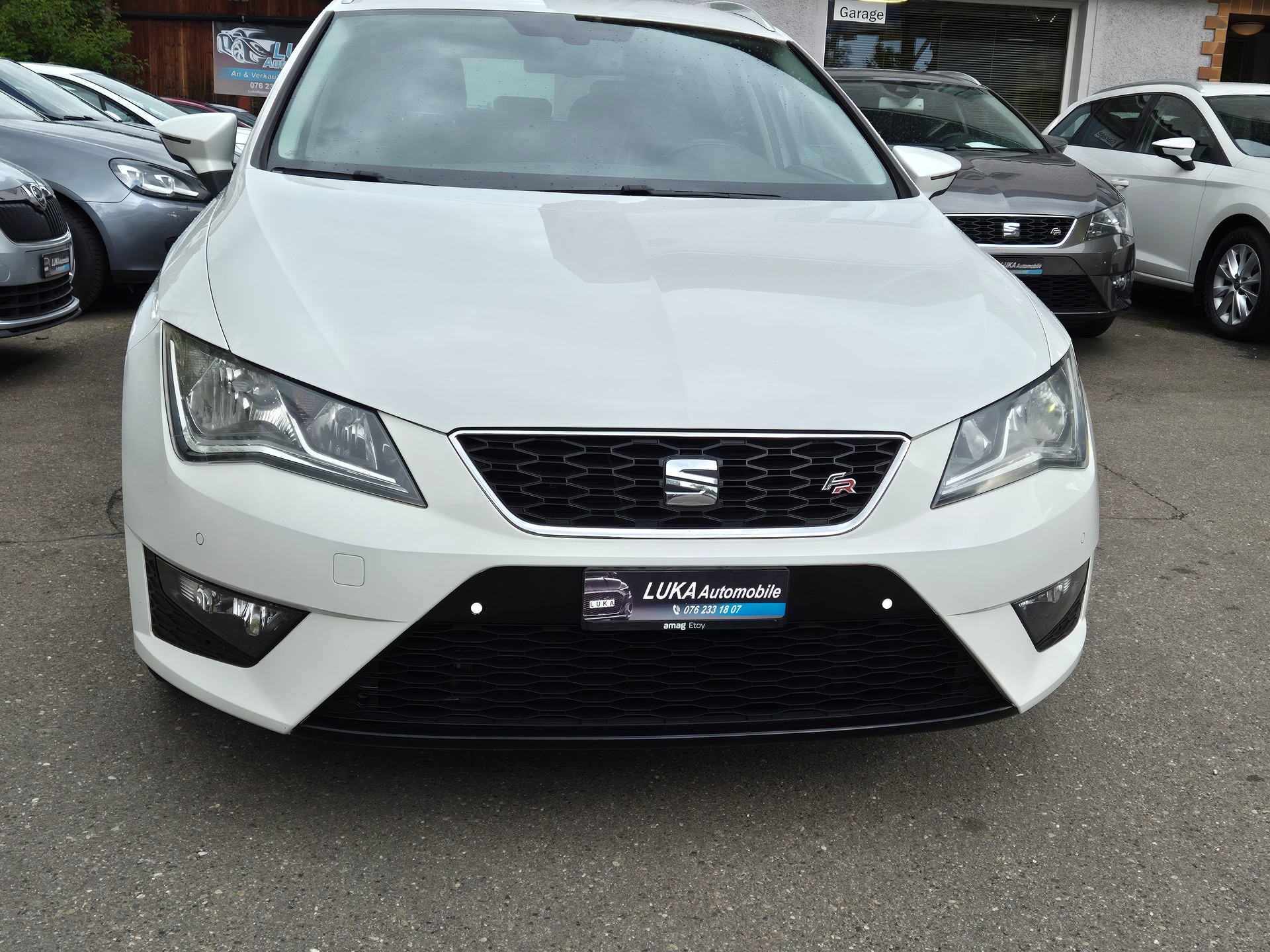SEAT Leon ST 2.0 TDI FR Line-image-6