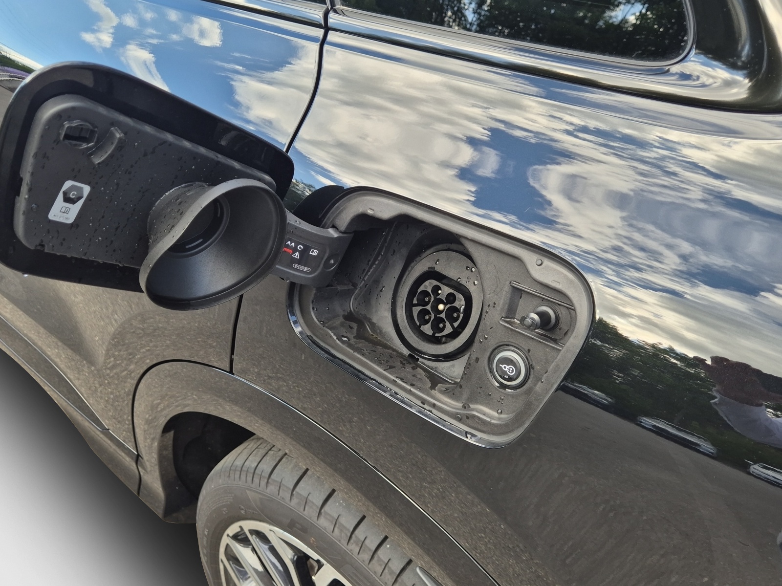 AUDI Q5 e-hybrid quattro 220 kW S-tronic-image-13
