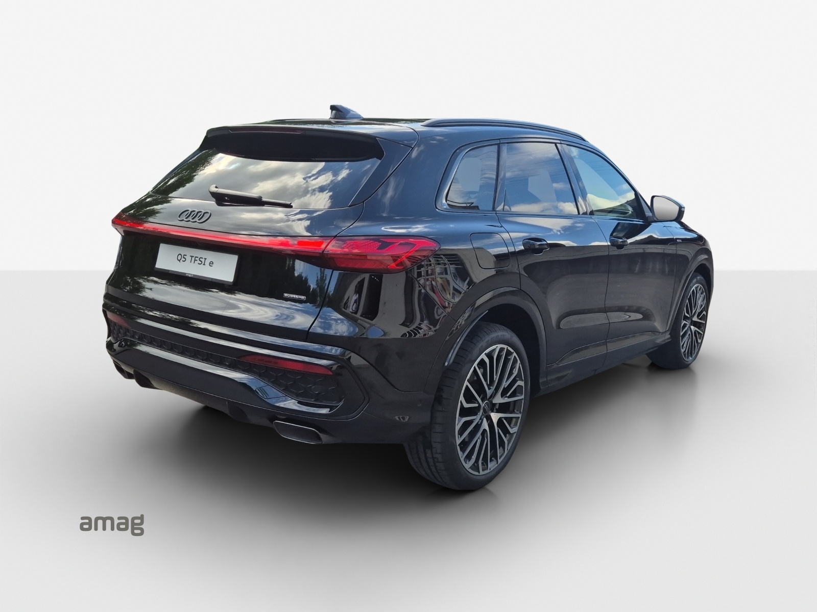 AUDI Q5 e-hybrid quattro 220 kW S-tronic-image-4