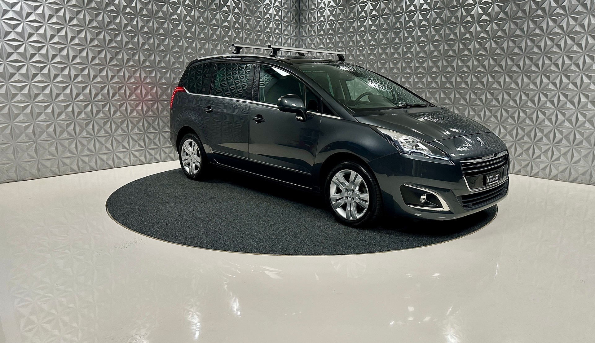 PEUGEOT 5008 1.6 16V T **7-PLÄTZER** Allure Tiptronic-showroom-element-2