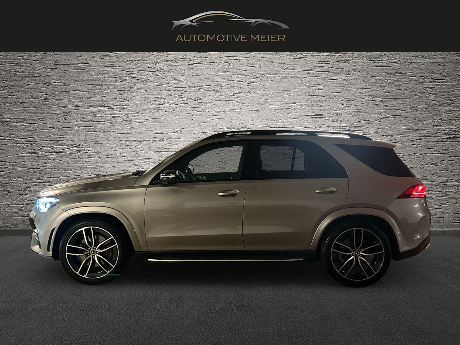 MERCEDES-BENZ GLE 400 d 4Matic AMG Line 9G-Tronic -CH Fahrzeug-Schiebedach-Burmester Sound-AHK 3.5T-Sitzlüftung-Trittbretter-showroom-element-1