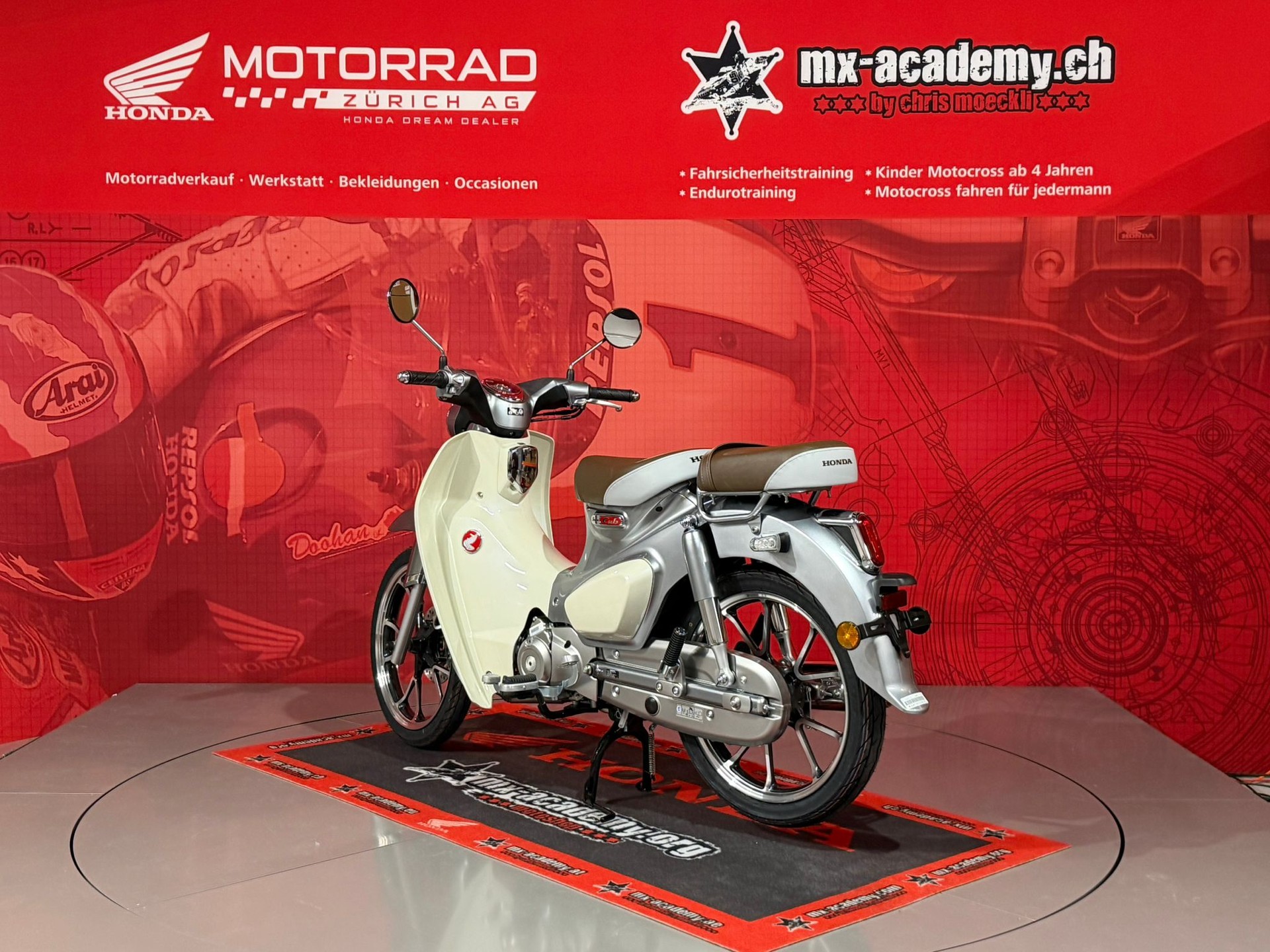 HONDA C 125 Super Cub *Neufahrzeug*-showroom-element-1