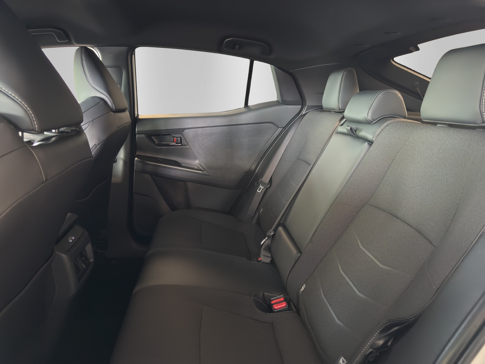 TOYOTA C-HR+ Style AWD-image-9