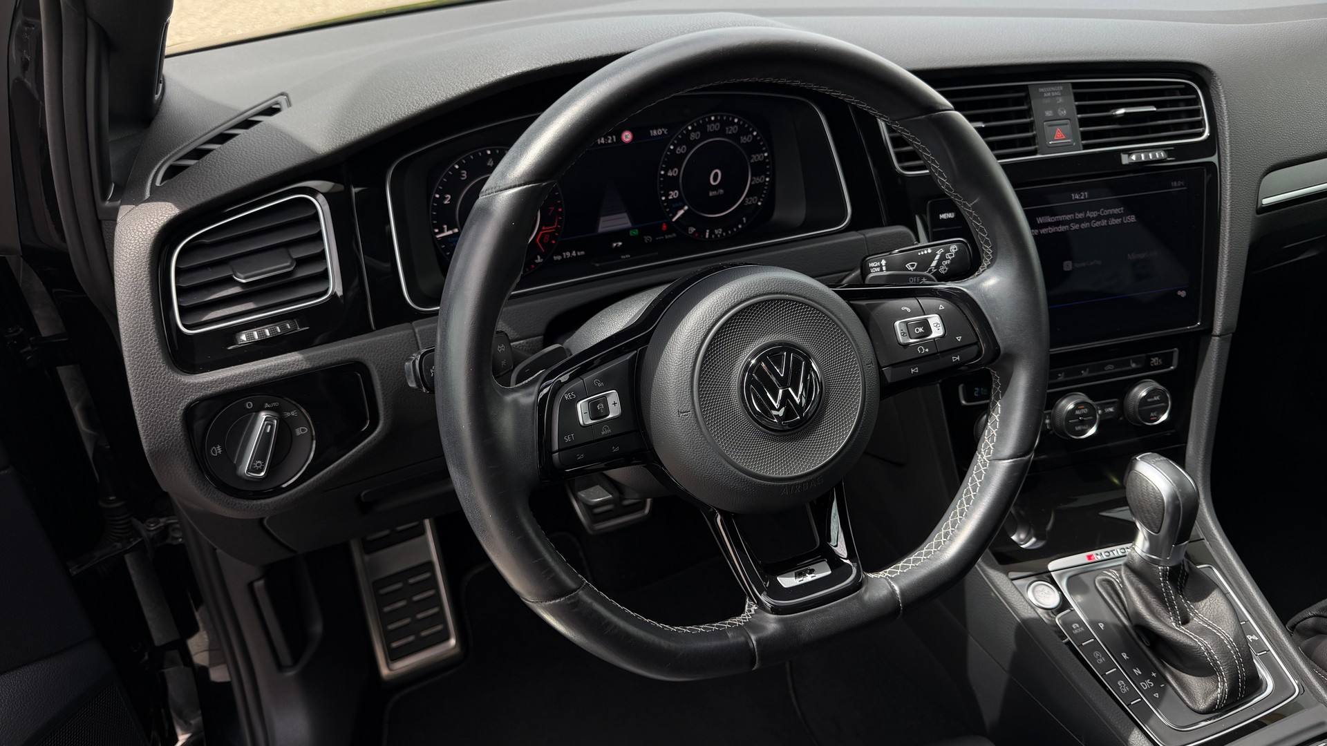 VW Golf 2.0 TSI R 4Motion DSG Faclift Ohne OPF!-image-19