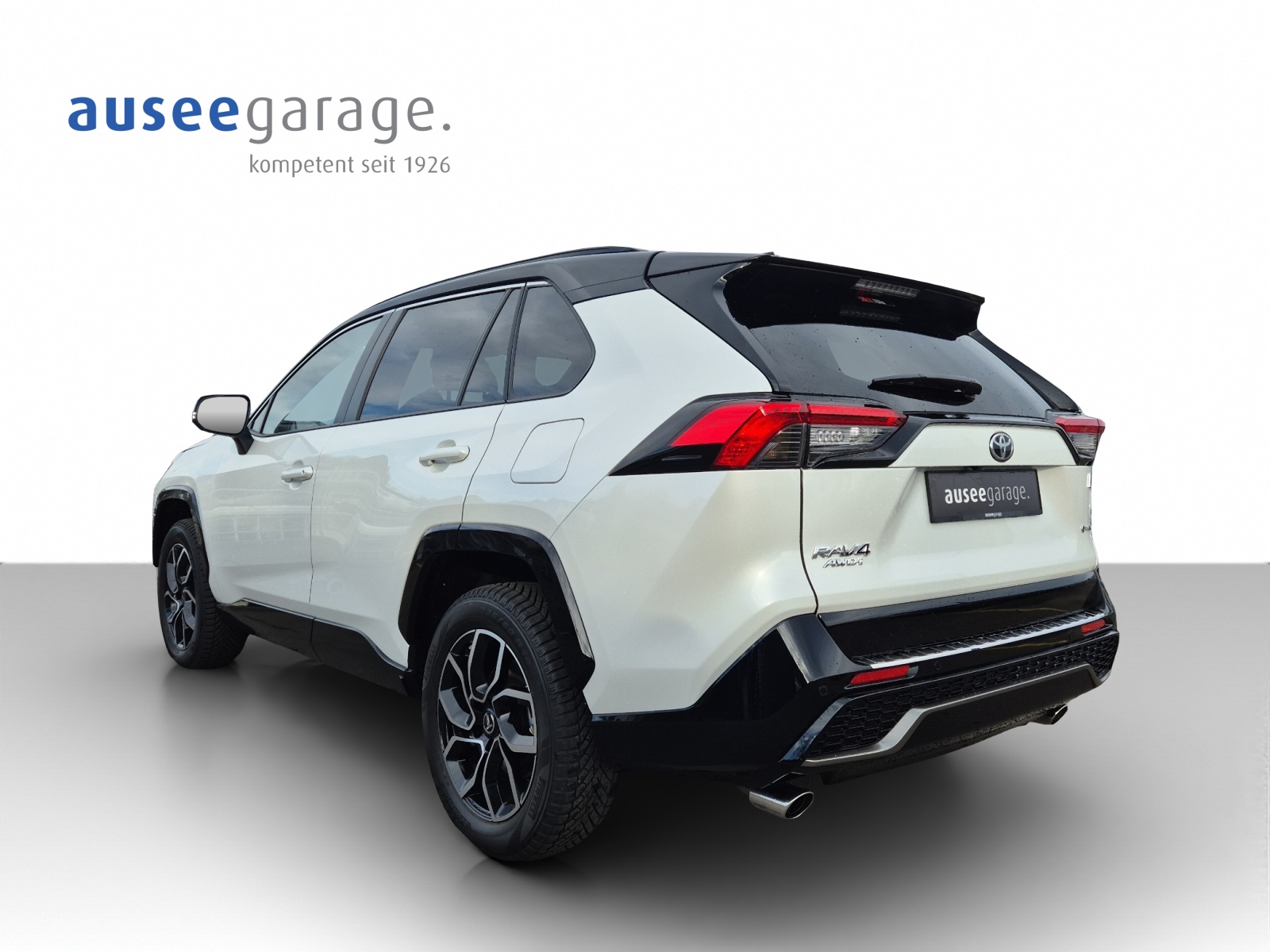 TOYOTA RAV4 2.5 Plug-In-Hybrid GR Sport-showroom-element-2