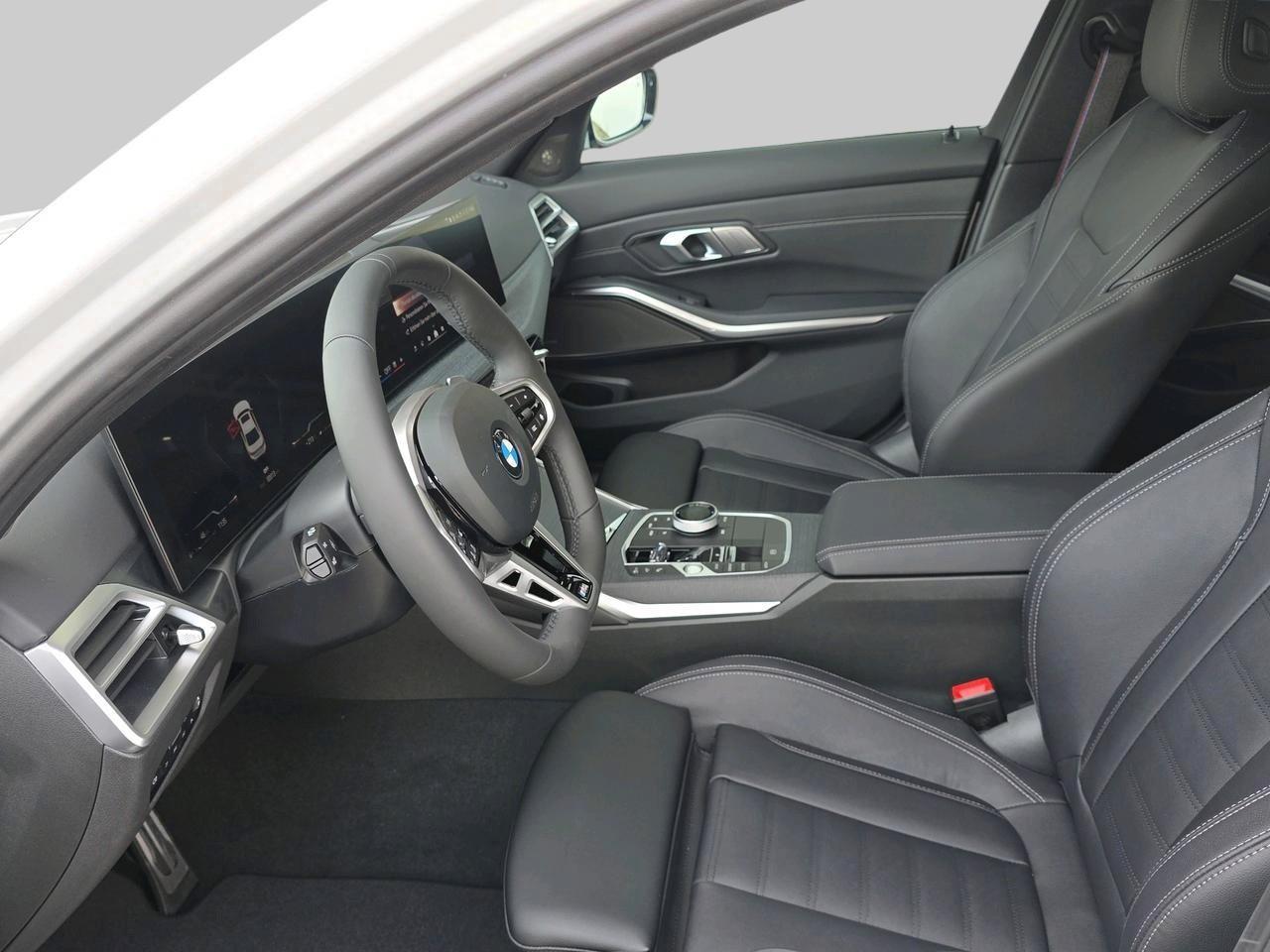 BMW 330d xDrive-image-6