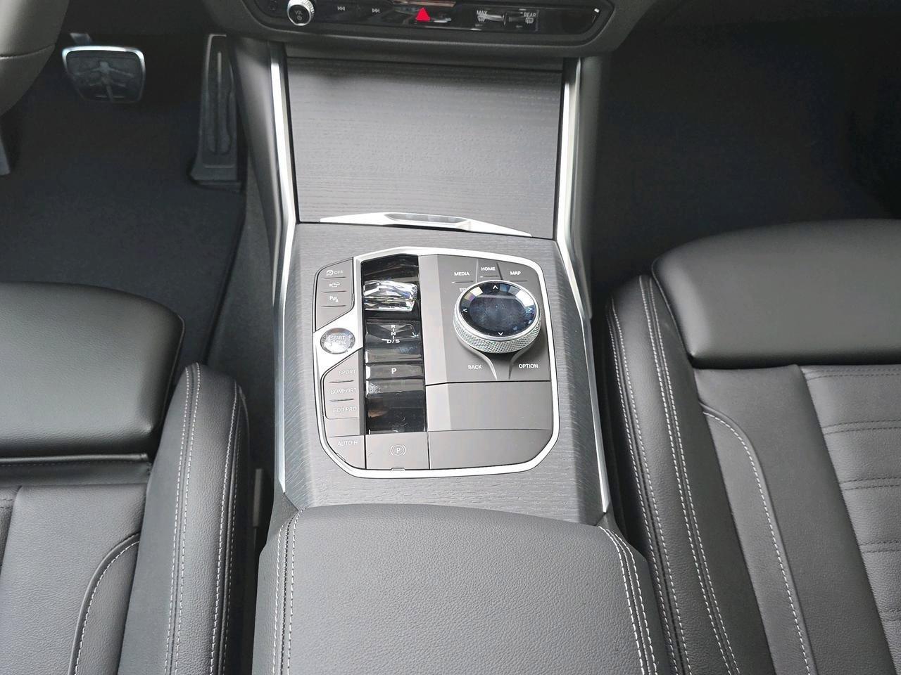 BMW 330d xDrive-image-7