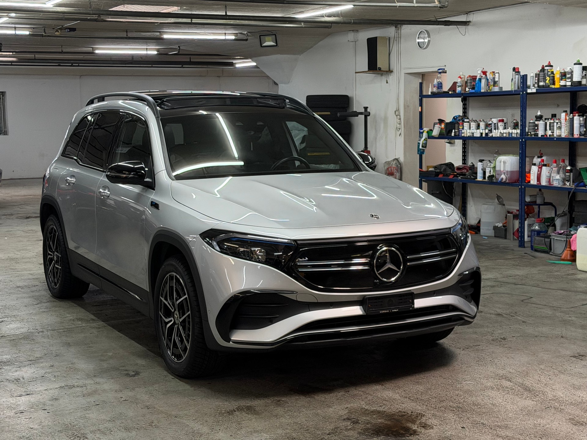 MERCEDES-BENZ EQB 350 4Matic-image-4