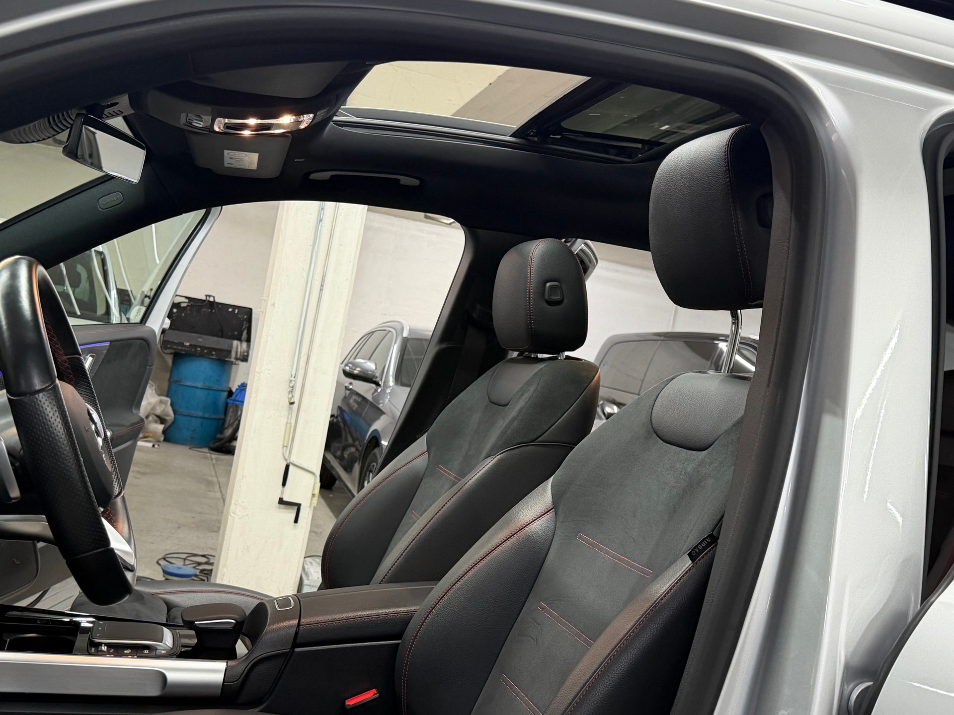 MERCEDES-BENZ EQB 350 4Matic-image-14