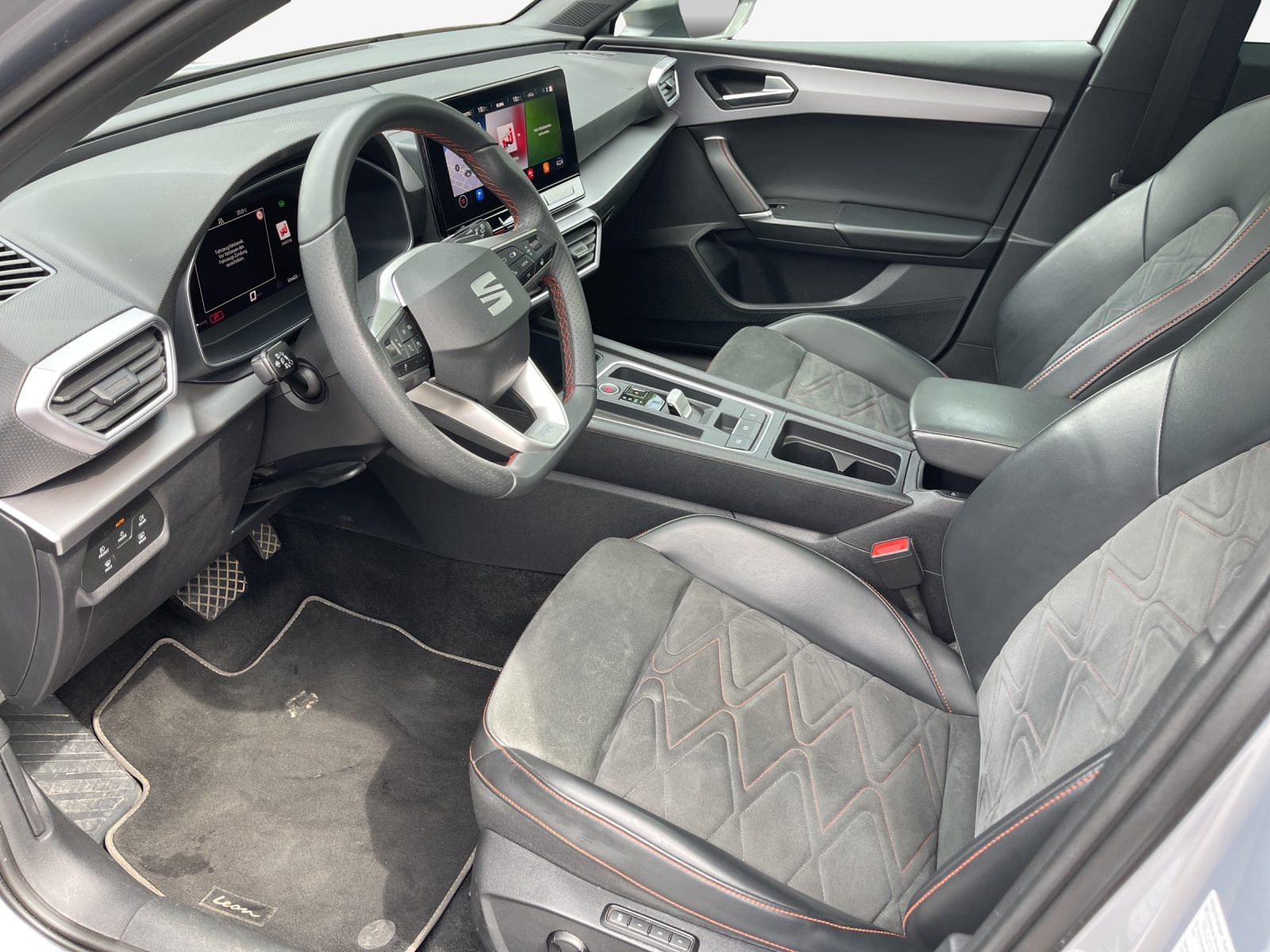 SEAT Leon ST 1.5 eTSI mHEV DSG Hola FR-image-7