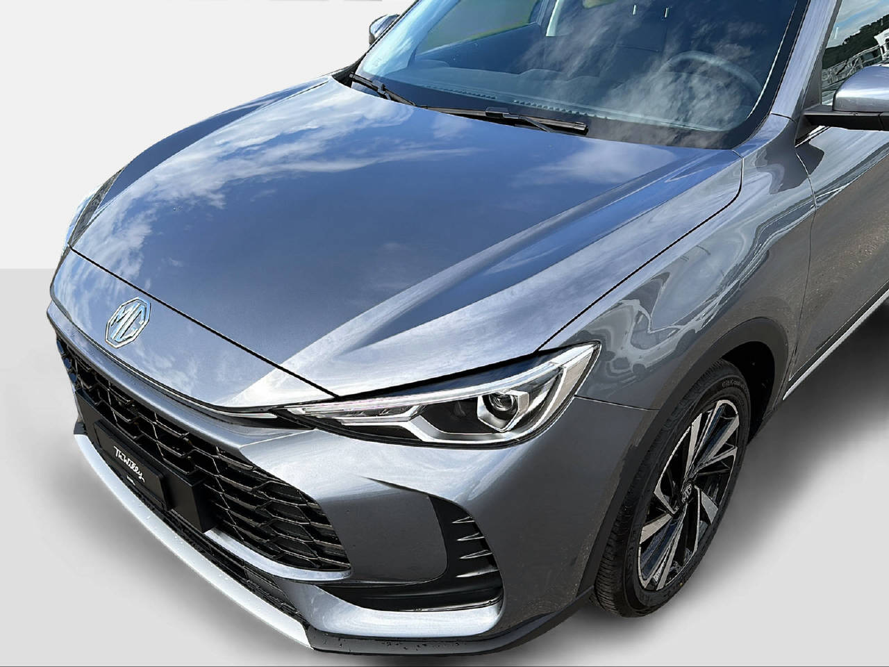 MG ZS 1.5 Hybrid+ Luxury-image-13