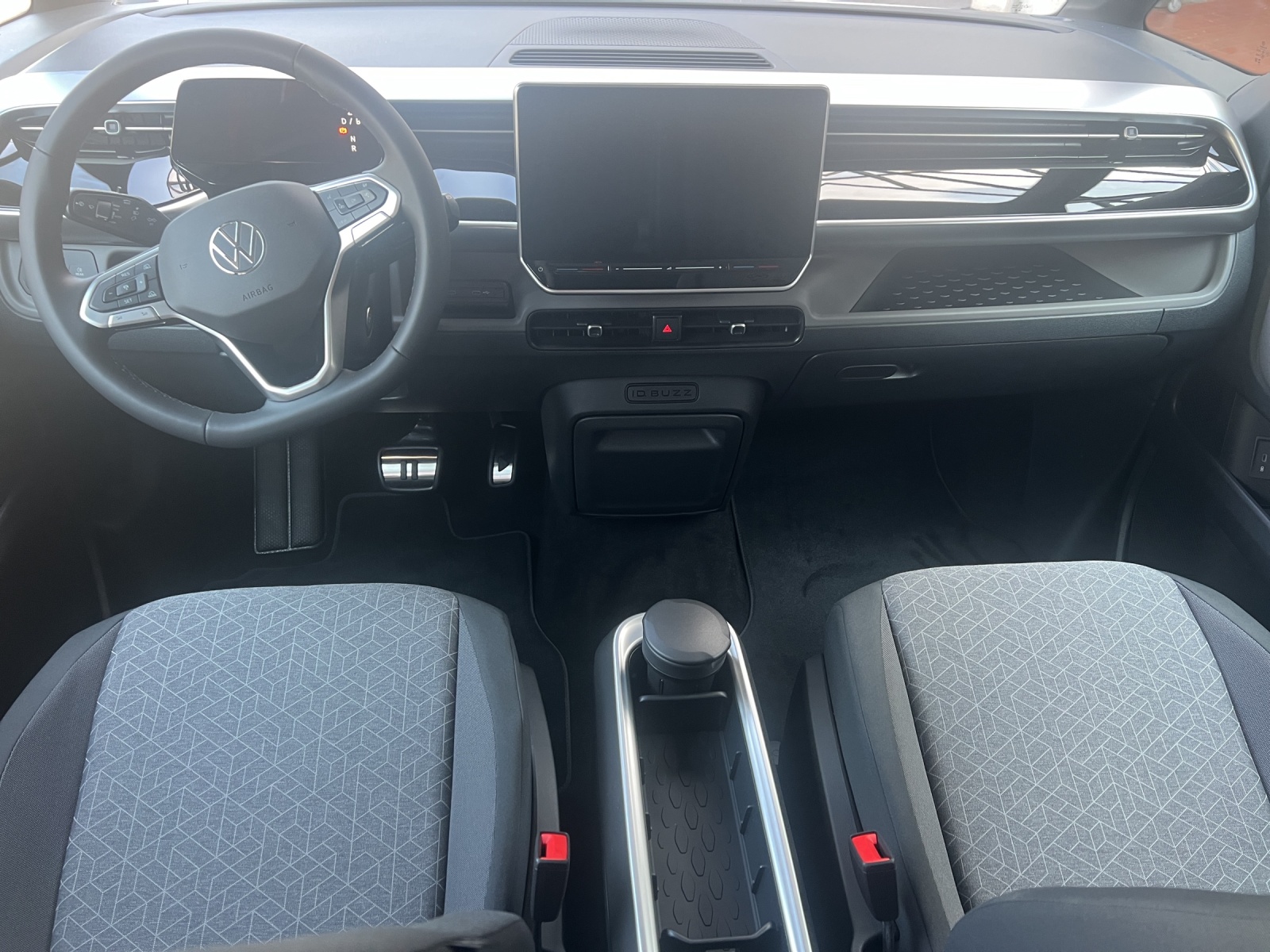 VW ID.Buzz NWB Pro 4 Motion-image-7
