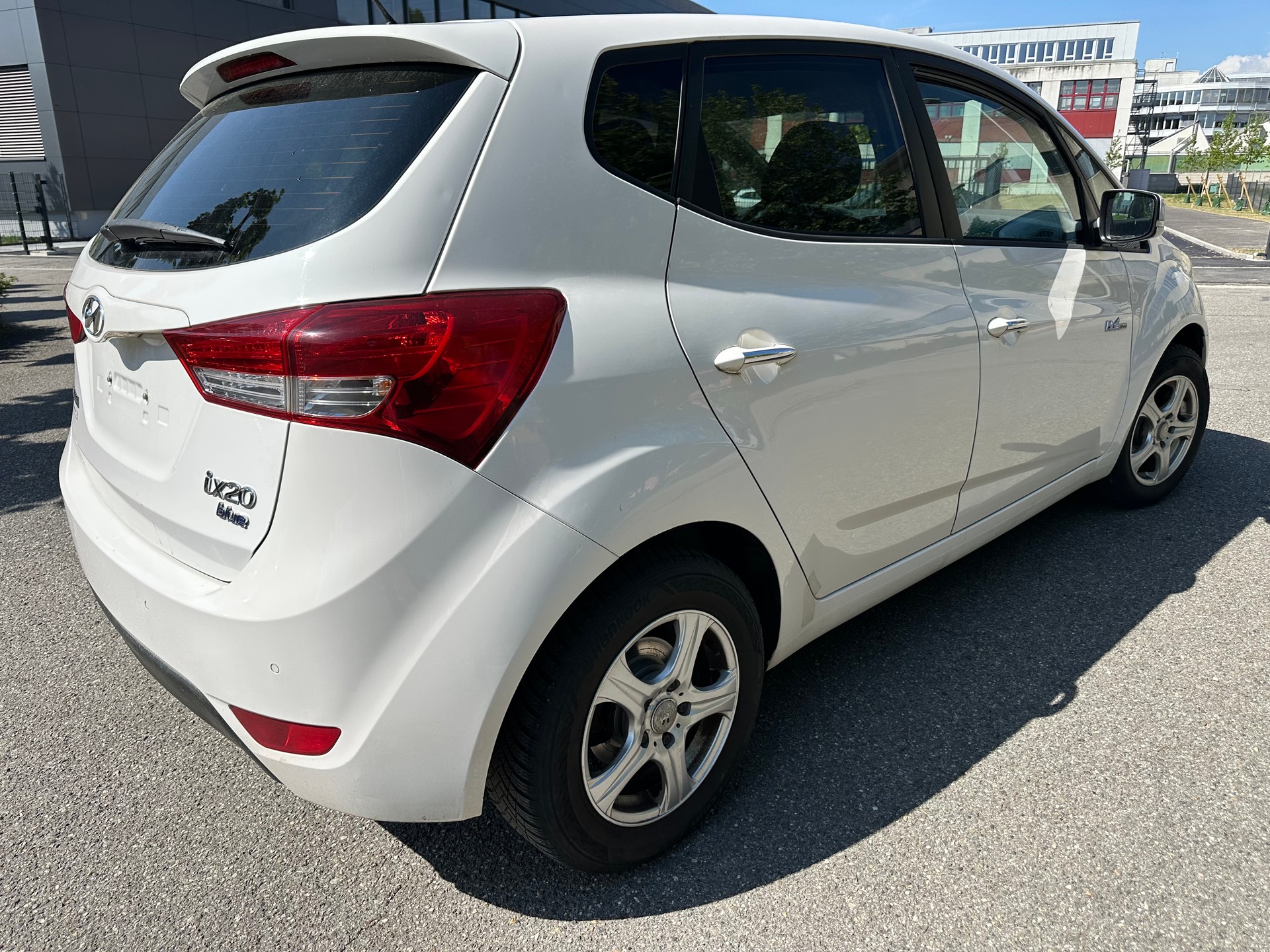 HYUNDAI iX20 1.6 Style-image-3