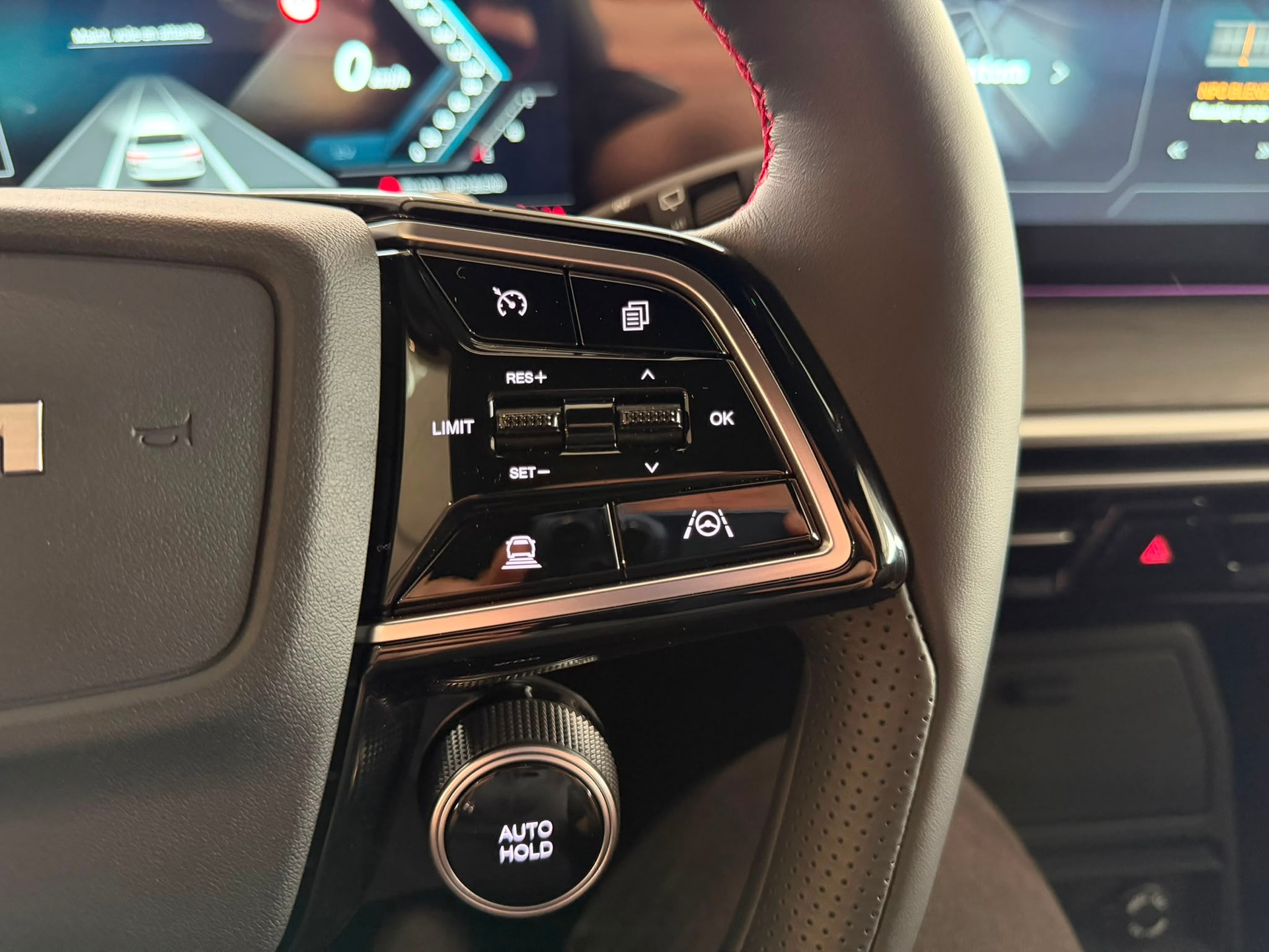 KGM-SsangYong Actyon 1.5 T GDI Hybrid Titanium Automat-image-13