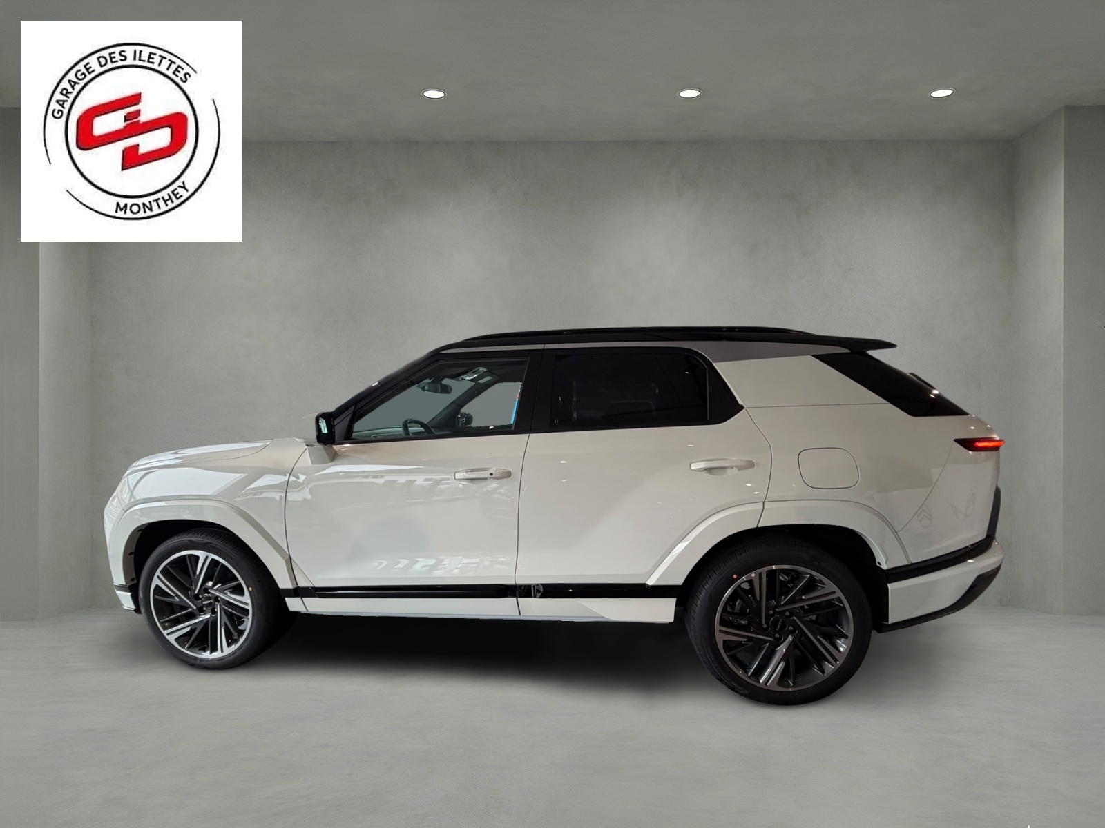 KGM-SsangYong Actyon 1.5 T GDI Hybrid Titanium Automat-showroom-element-1