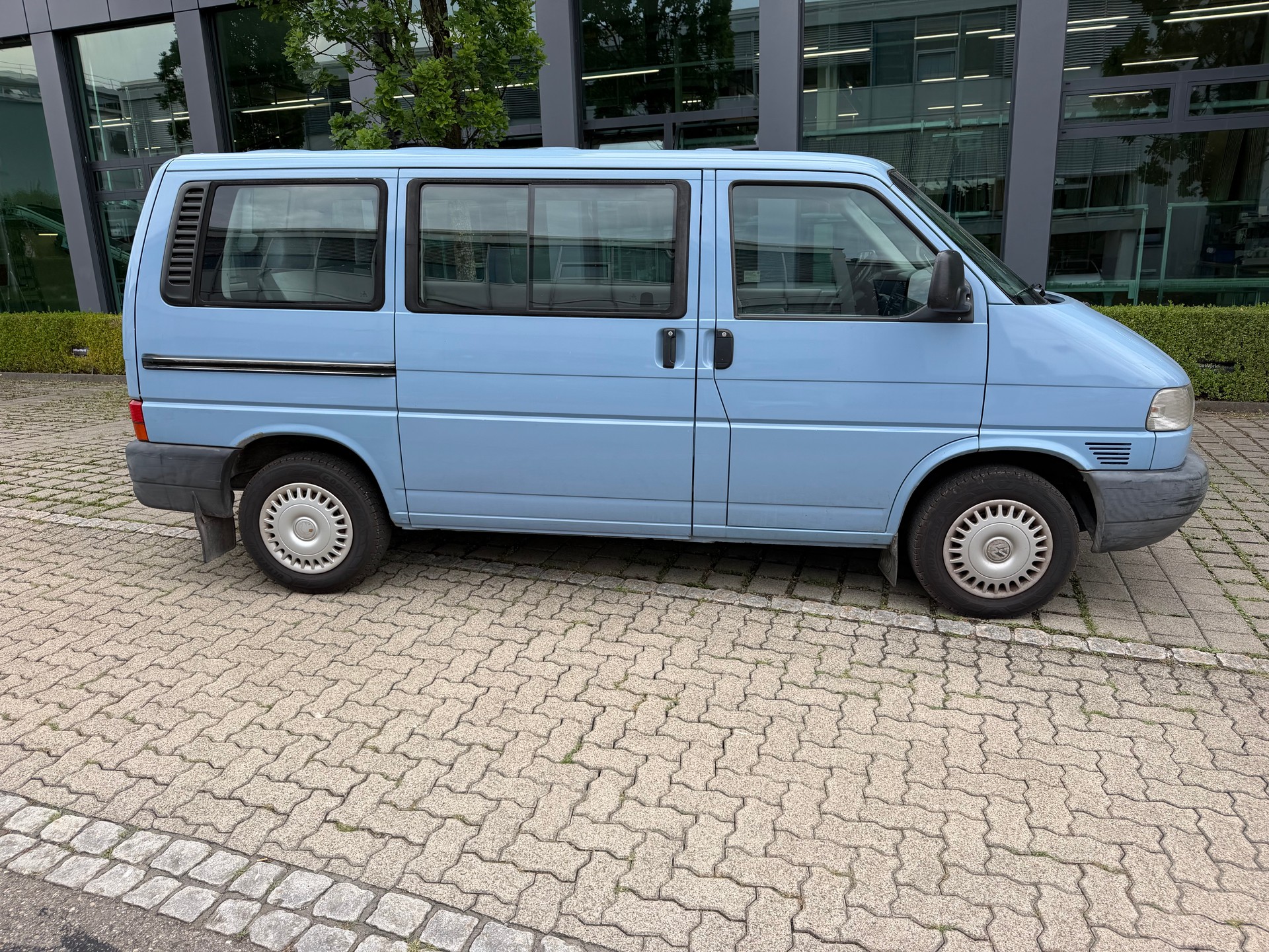 VW T4 Multivan 2.5TDI ABS-image-4