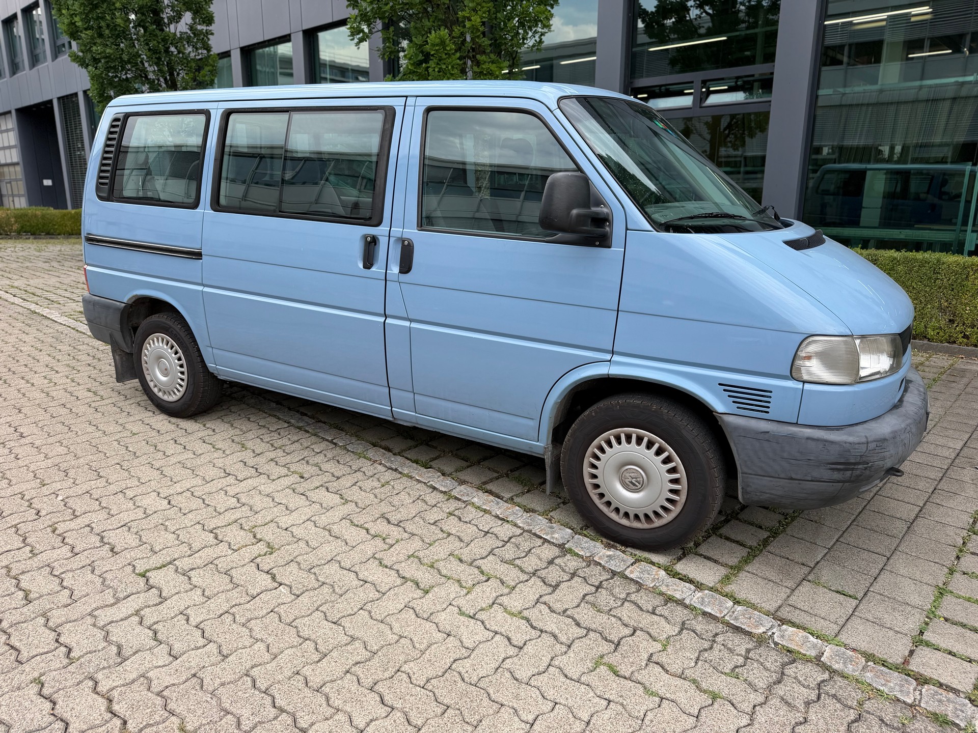 VW T4 Multivan 2.5TDI ABS-showroom-element-3