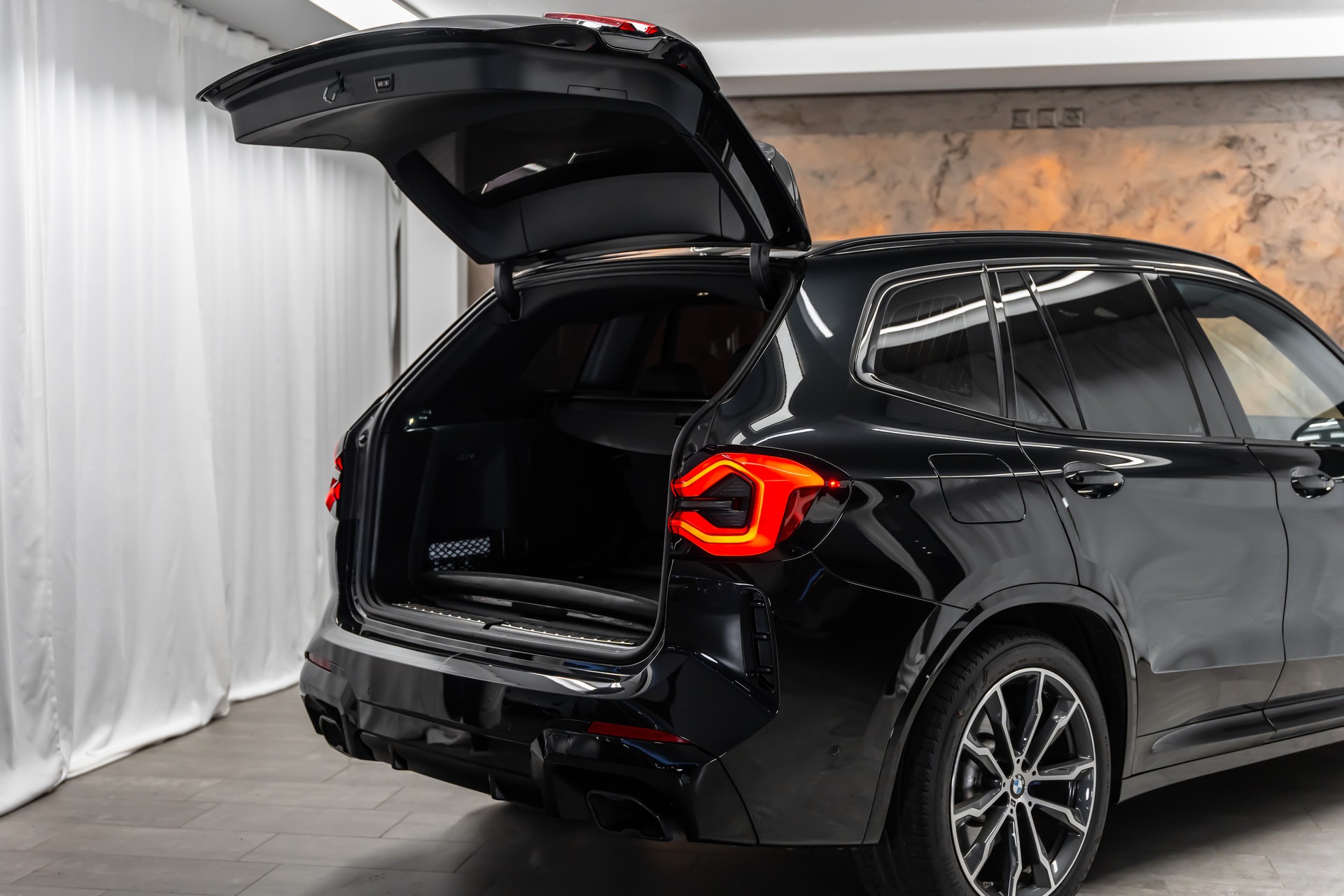 BMW X3 xDrive 48V M40d *Facelift*Laser*Panorama*Head-Up*-image-6