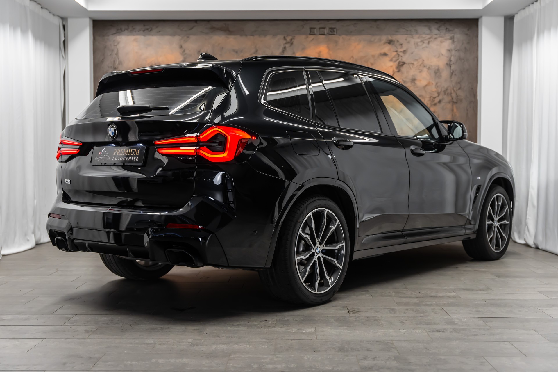 BMW X3 xDrive 48V M40d *Facelift*Laser*Panorama*Head-Up*-image-4