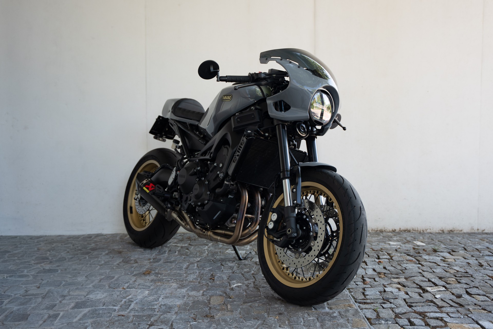 YAMAHA XSR 900-image-0