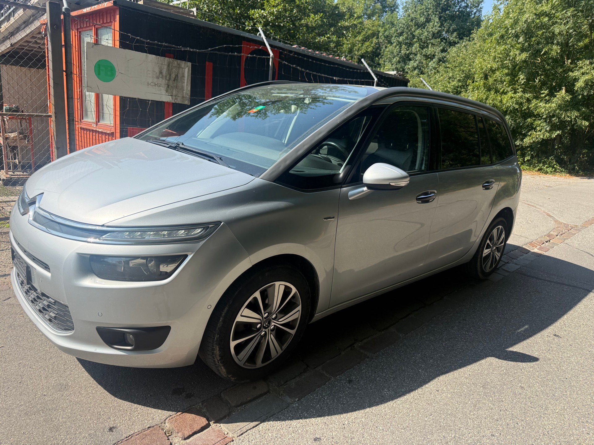 CITROEN Grand C4 Picasso 2.0 BlueHDi Exclusive Automatic-showroom-element-2