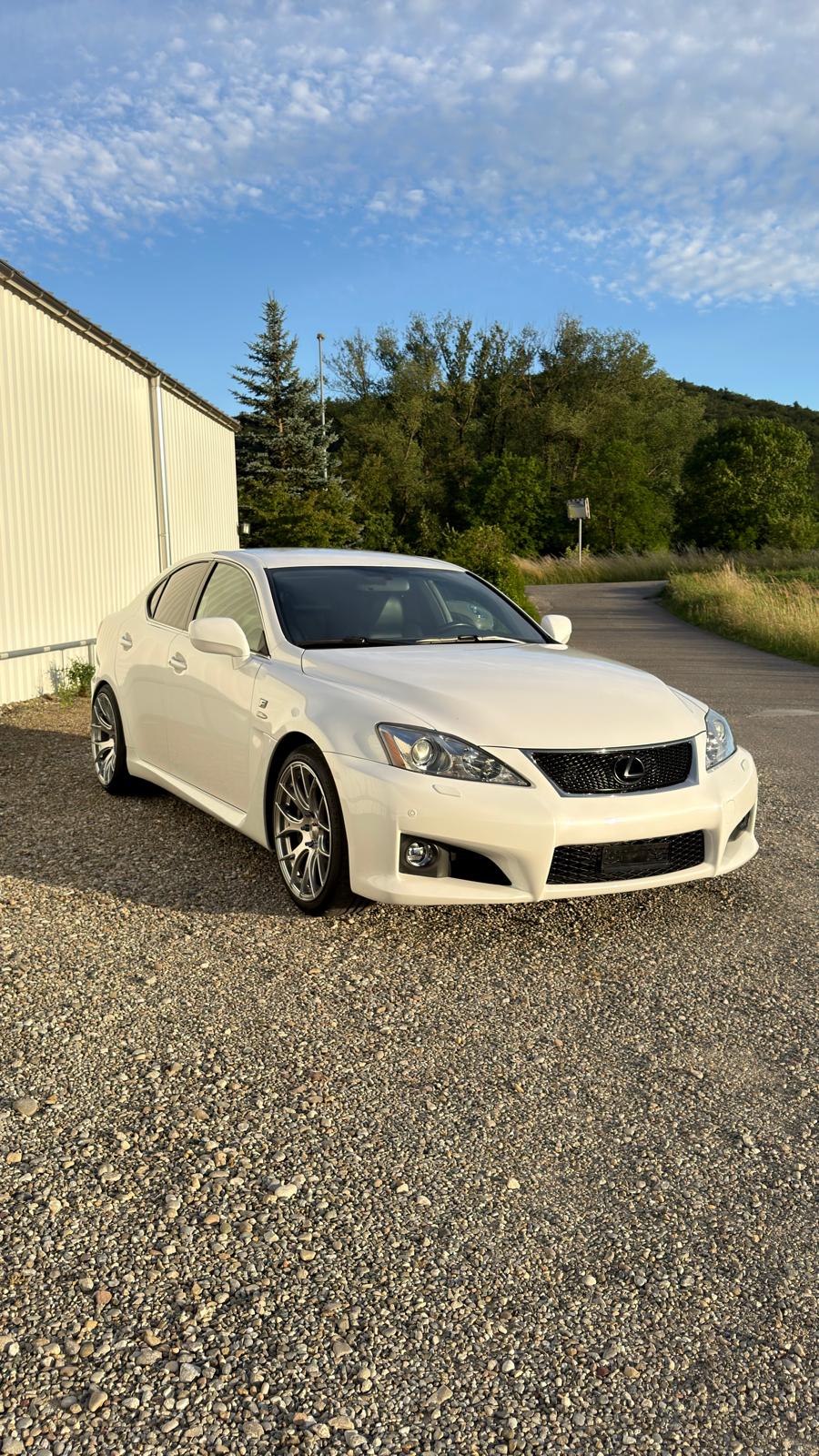 LEXUS ISF-image-1