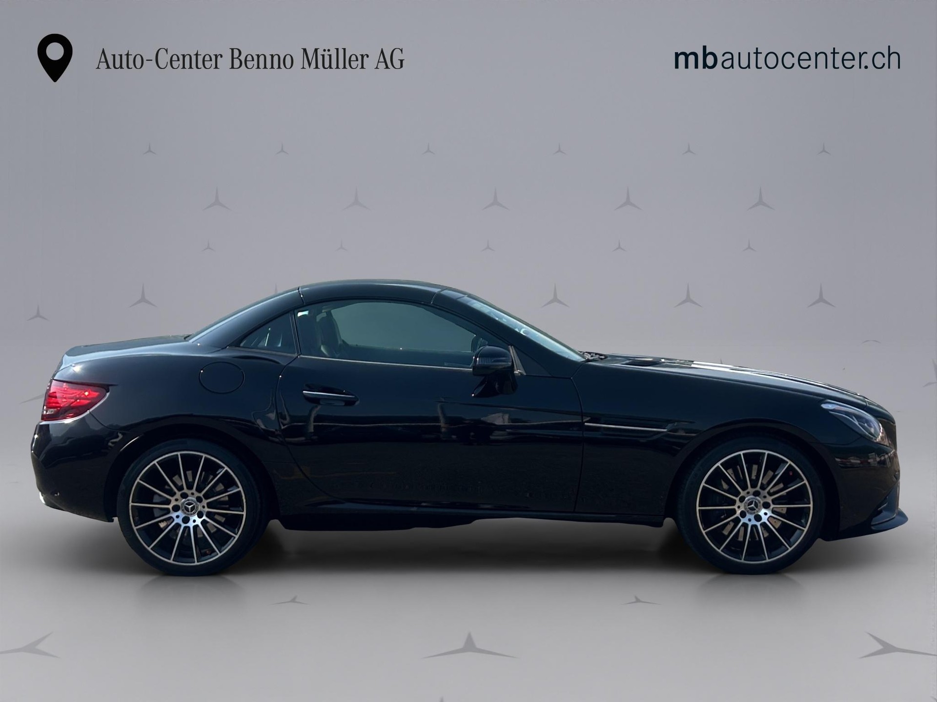 MERCEDES-BENZ SLC 300 Cabriolet-image-5