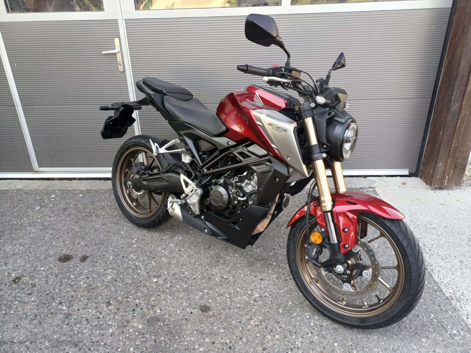 HONDA CB 125 R-image-6