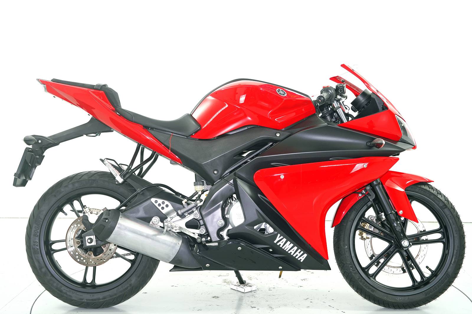 YAMAHA YZF-R125-image-3