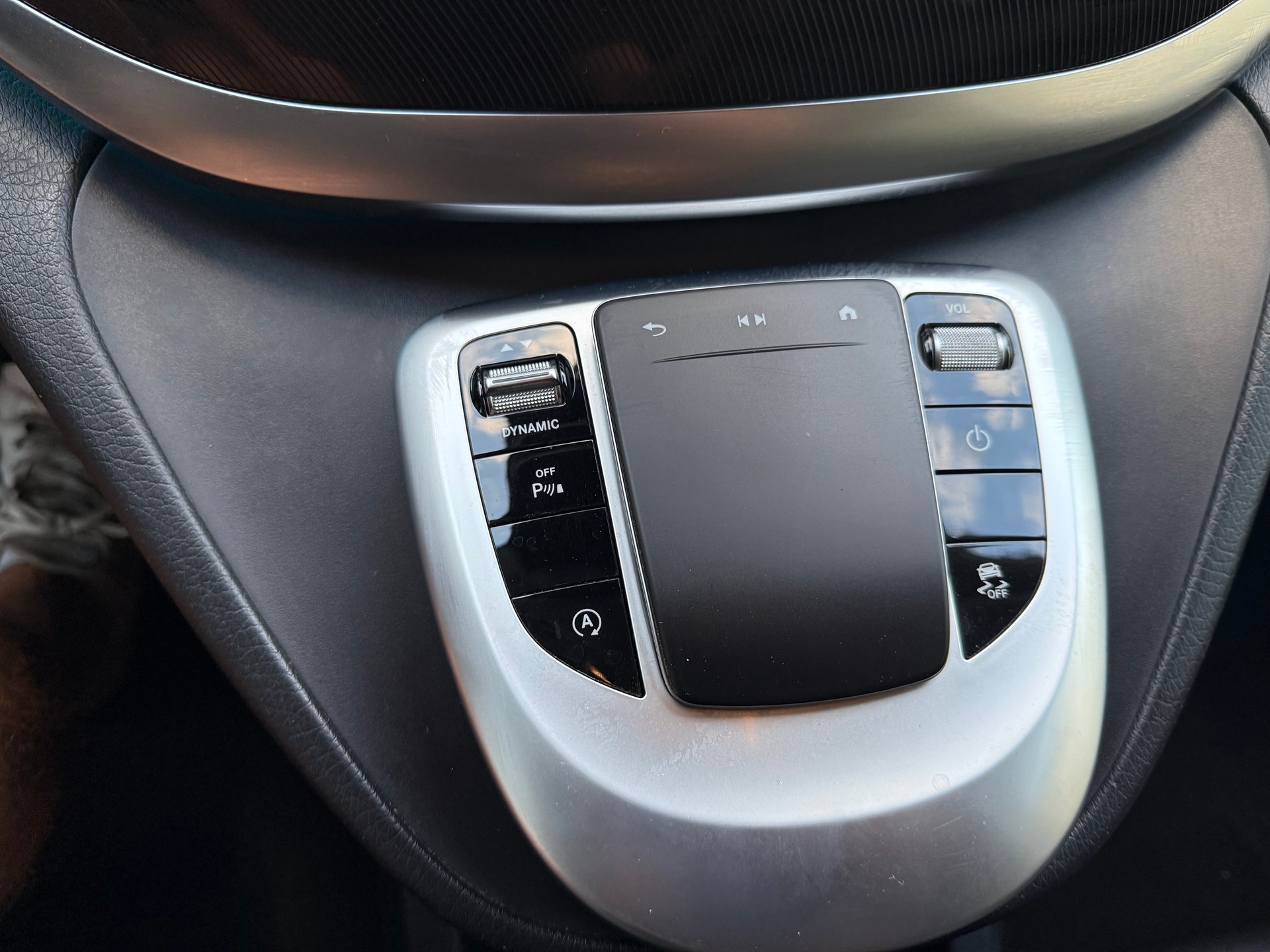 MERCEDES-BENZ V 250 d lang Avantgarde 4Matic G-Tronic-image-11