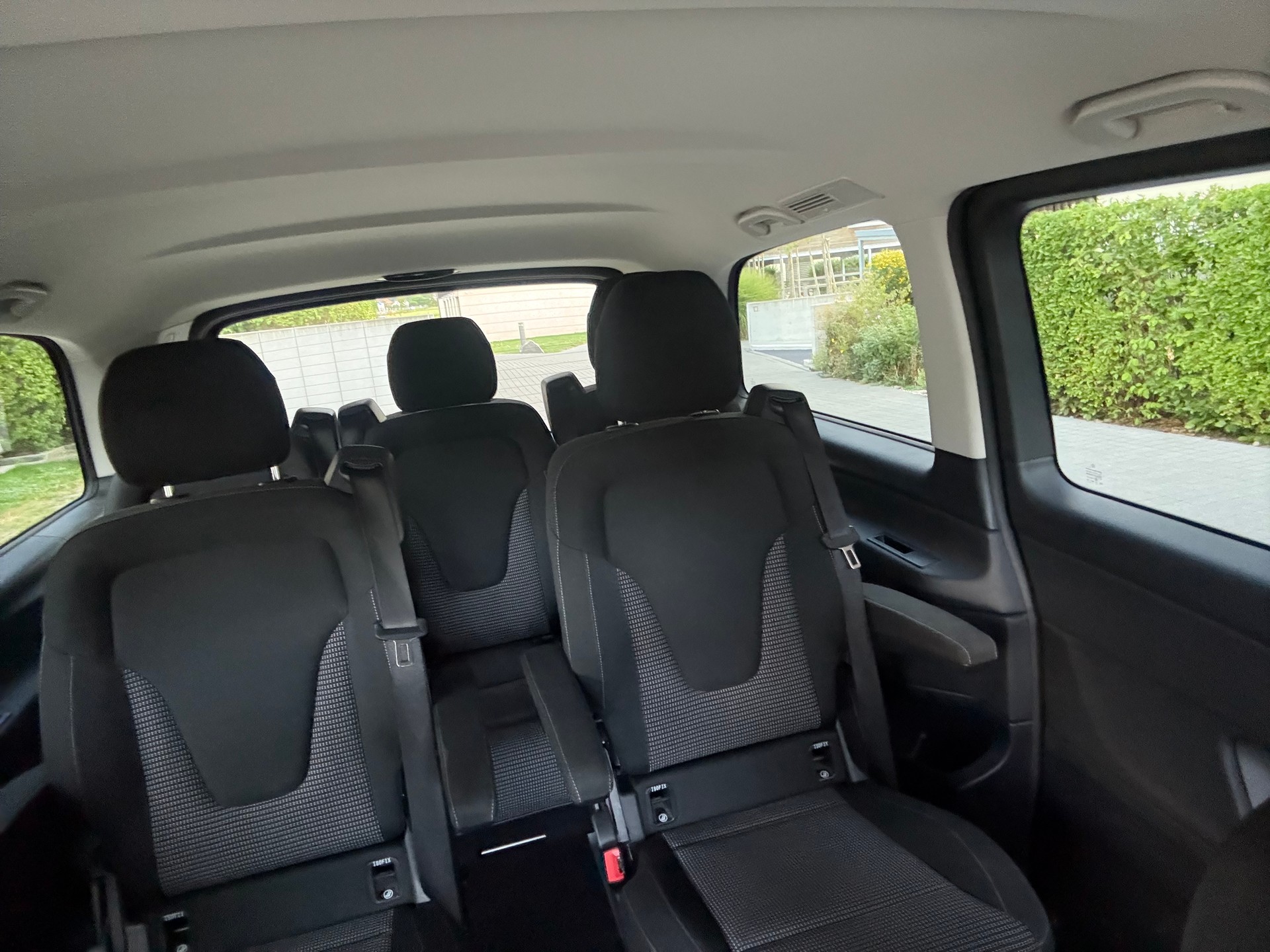 MERCEDES-BENZ V 250 d lang Avantgarde 4Matic G-Tronic-image-15