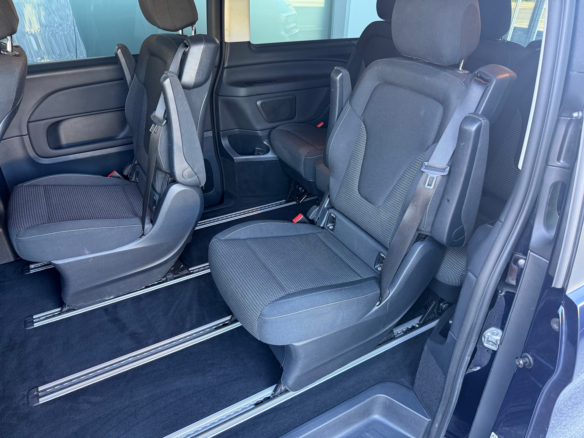MERCEDES-BENZ V 250 d lang Avantgarde 4Matic G-Tronic-image-31