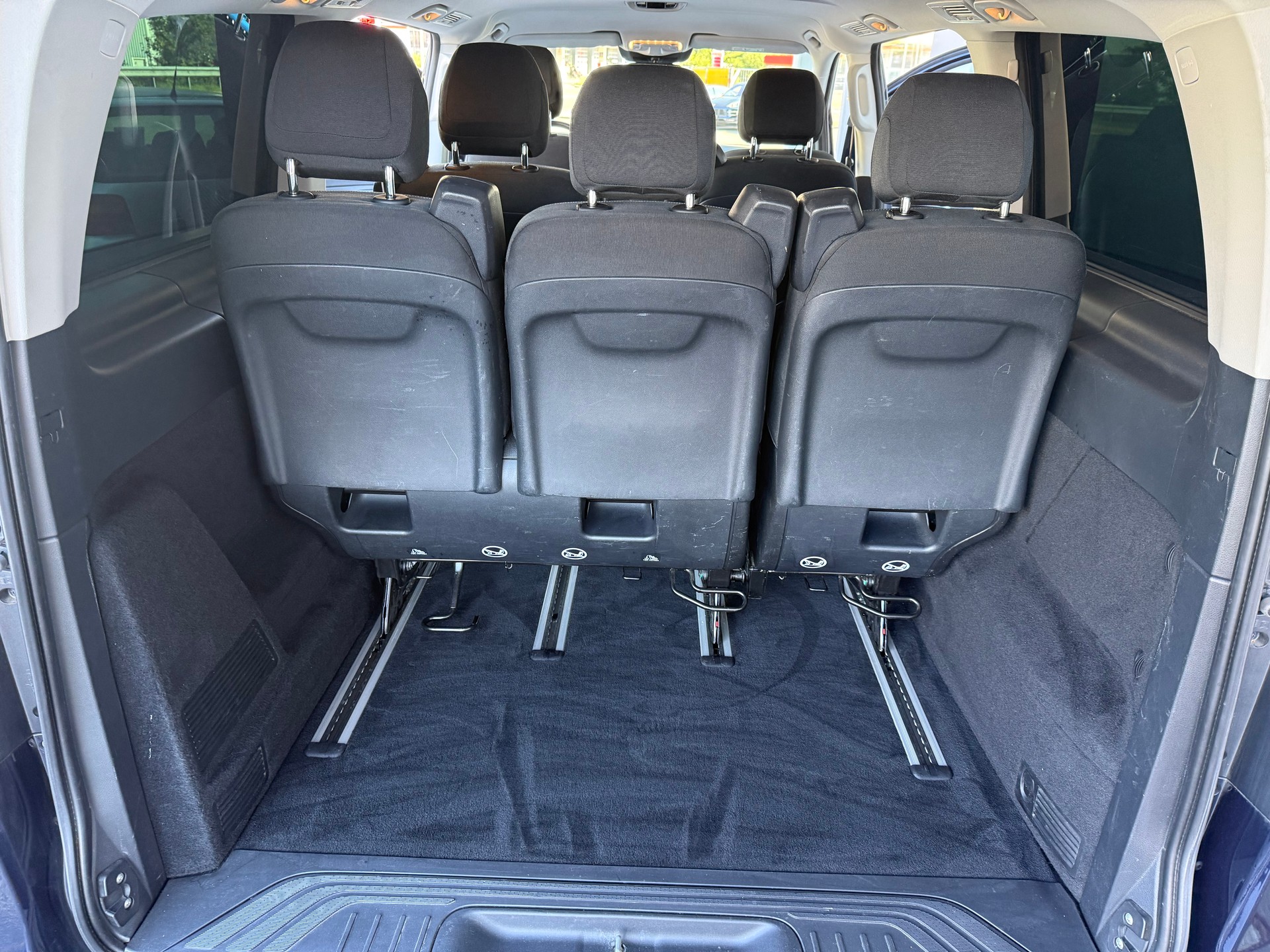 MERCEDES-BENZ V 250 d lang Avantgarde 4Matic G-Tronic-image-28