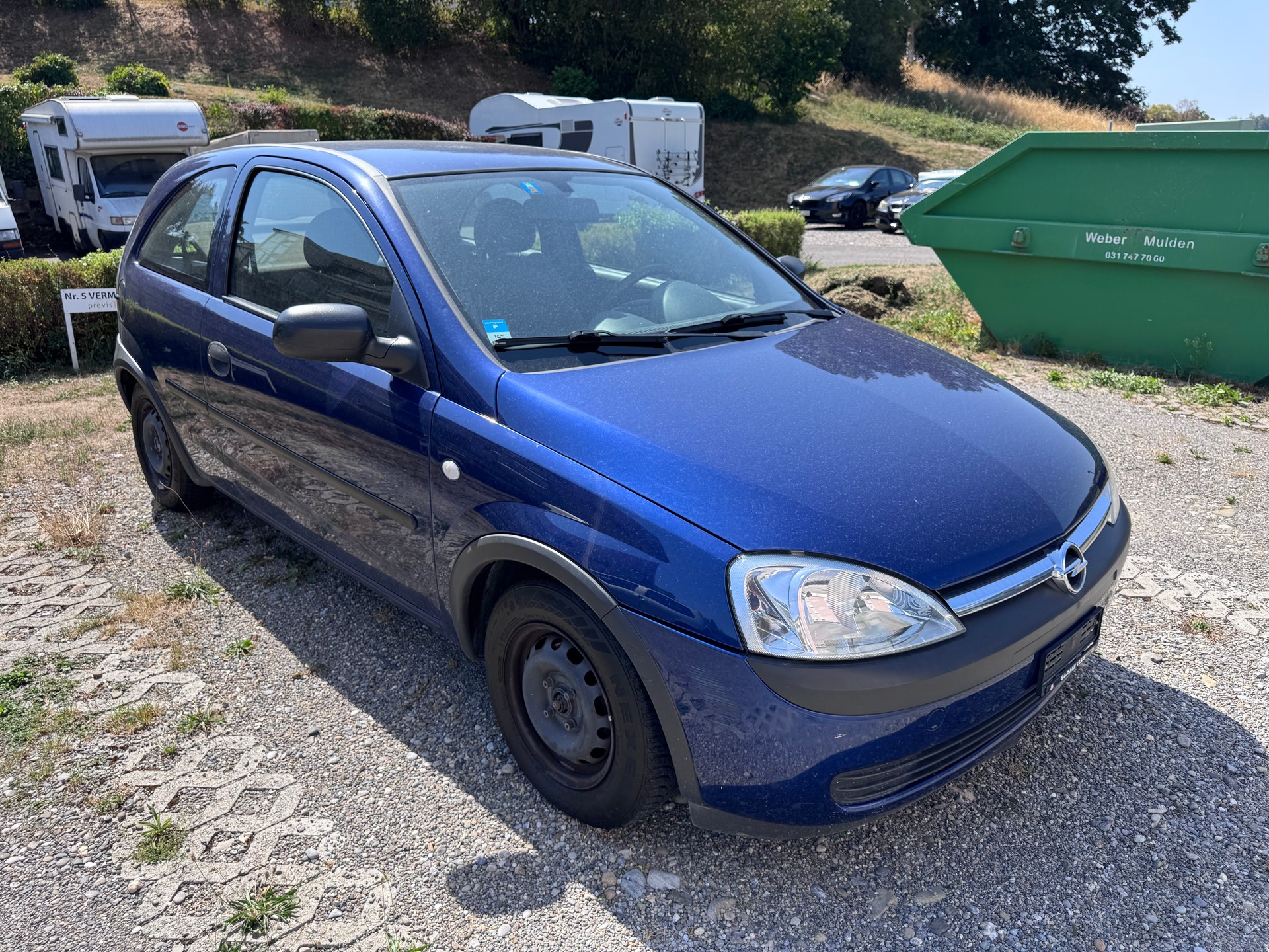 OPEL Corsa 1.2 16V Young-image-1