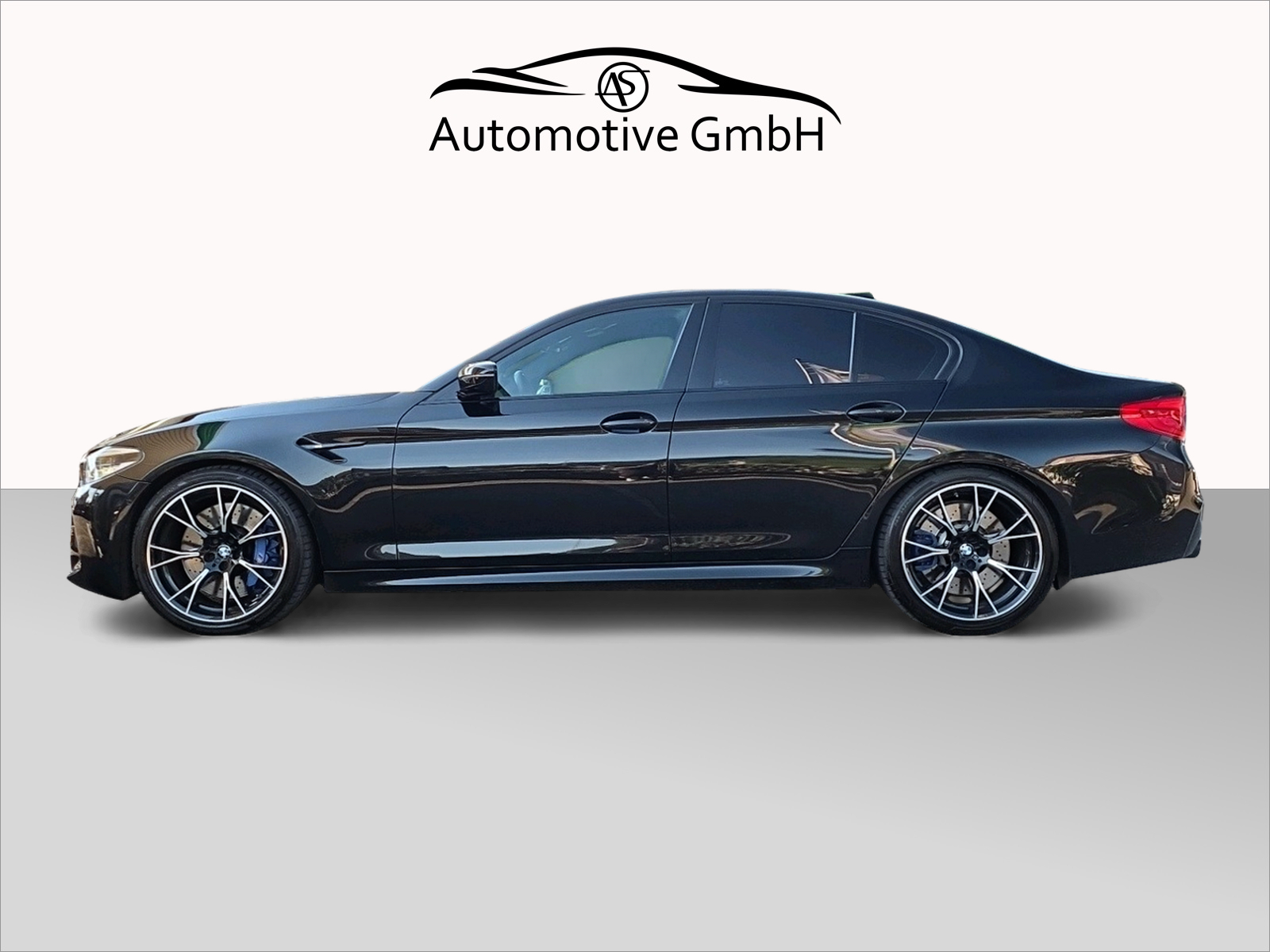 BMW M5 xDrive Competition Drivelogic-showroom-element-3