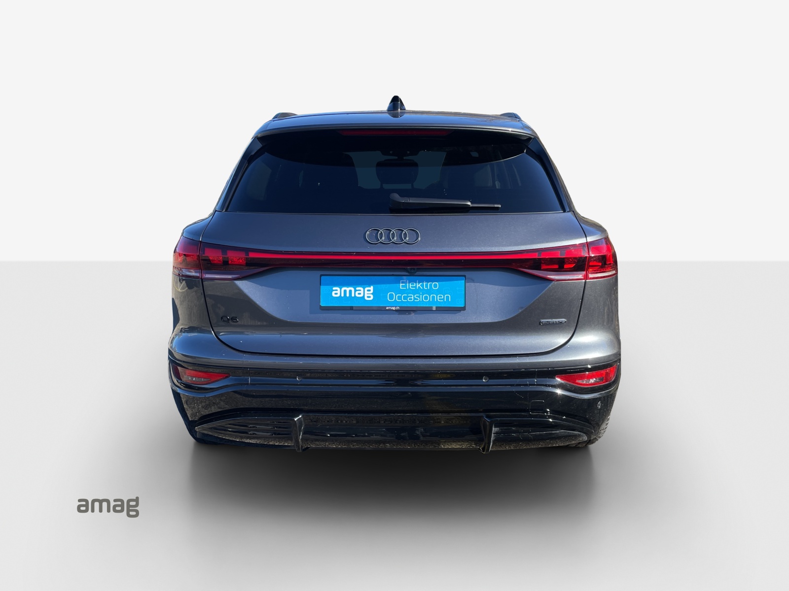 AUDI Q6 e-tron quattro-image-3