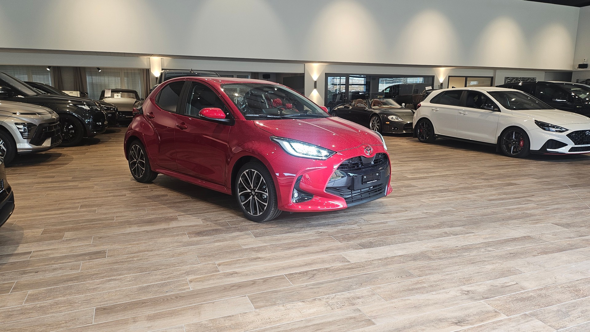 TOYOTA Yaris 1.5 Teamplayer e-CVT🔥🔥🔥-image-4