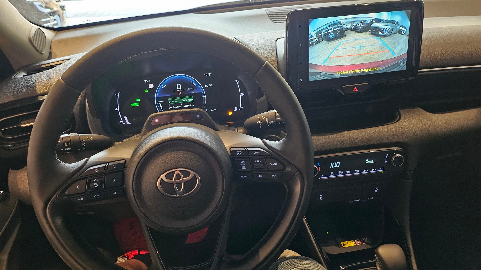 TOYOTA Yaris 1.5 Teamplayer e-CVT🔥🔥🔥-image-28
