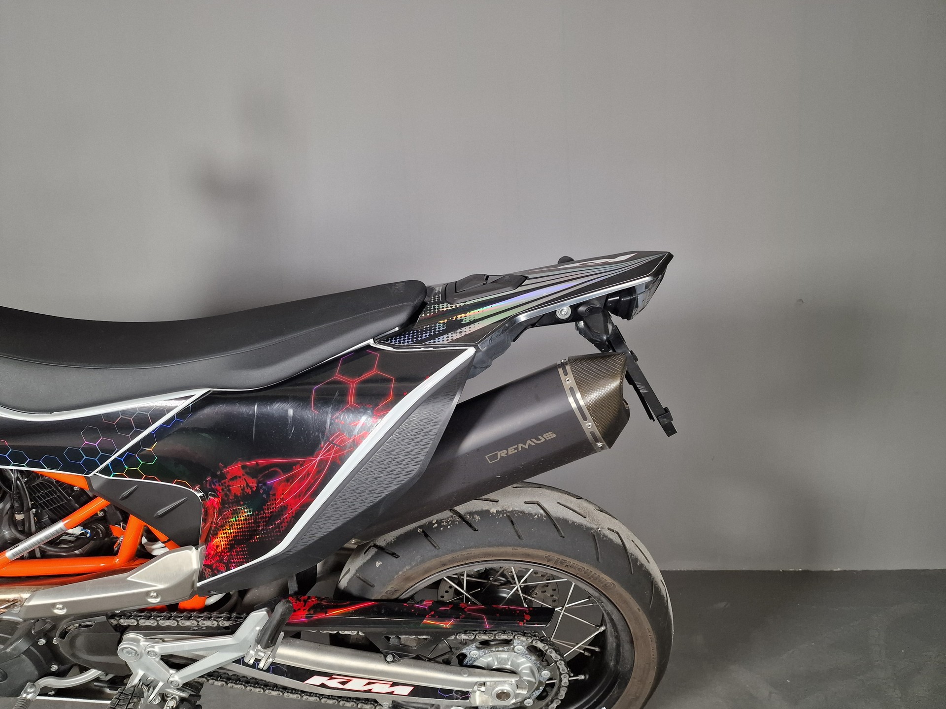 KTM 690 SMC R ABS (35 kW)-image-5