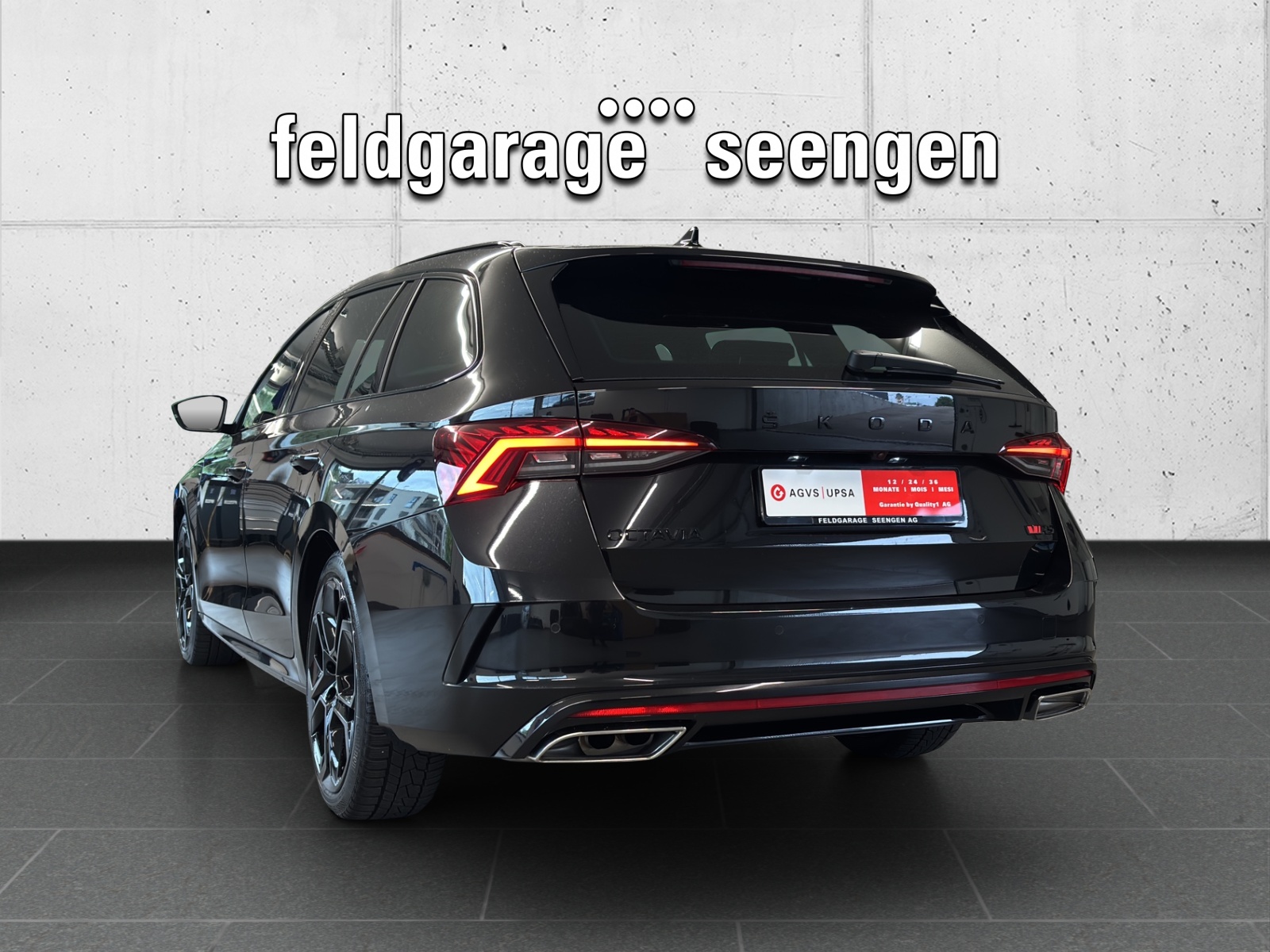 SKODA Octavia Combi 2.0 TDI DSG RS 4x4 mit fortl. Werksgarantie, AHK-Vorbereitung & Rückfahrkamera-image-6