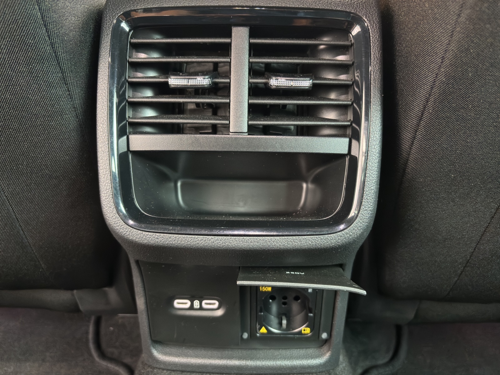 SKODA Octavia Combi 2.0 TDI DSG RS 4x4 mit fortl. Werksgarantie, AHK-Vorbereitung & Rückfahrkamera-image-29
