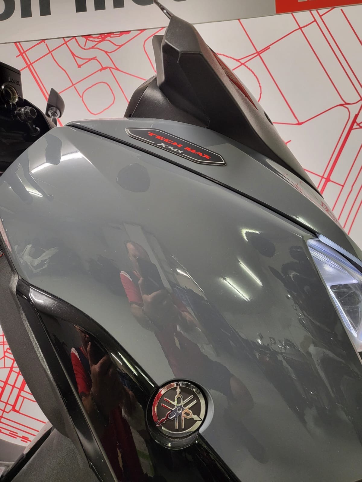 YAMAHA X-Max 300 Tech Max-image-1