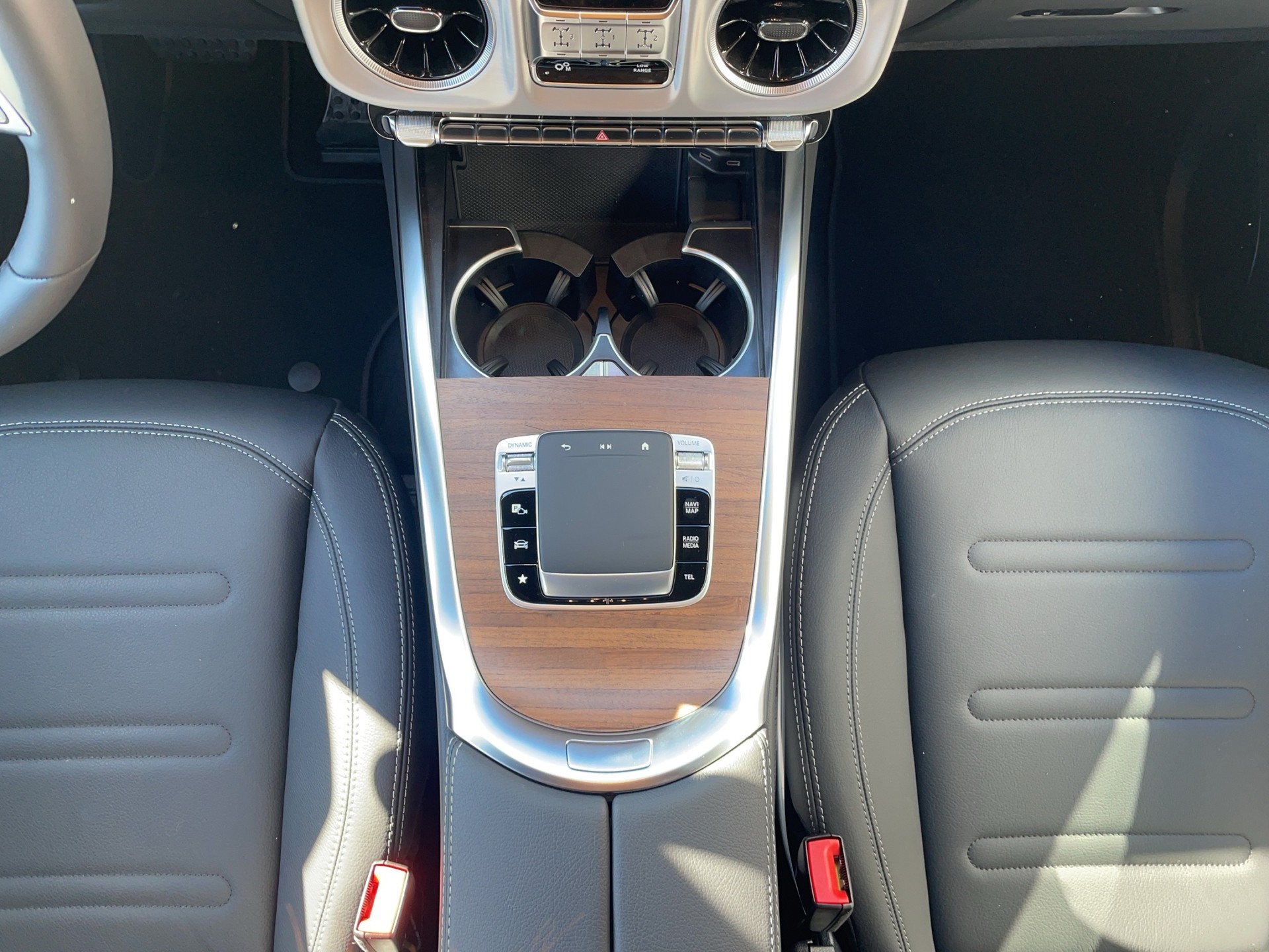 MERCEDES-BENZ G 500-image-14